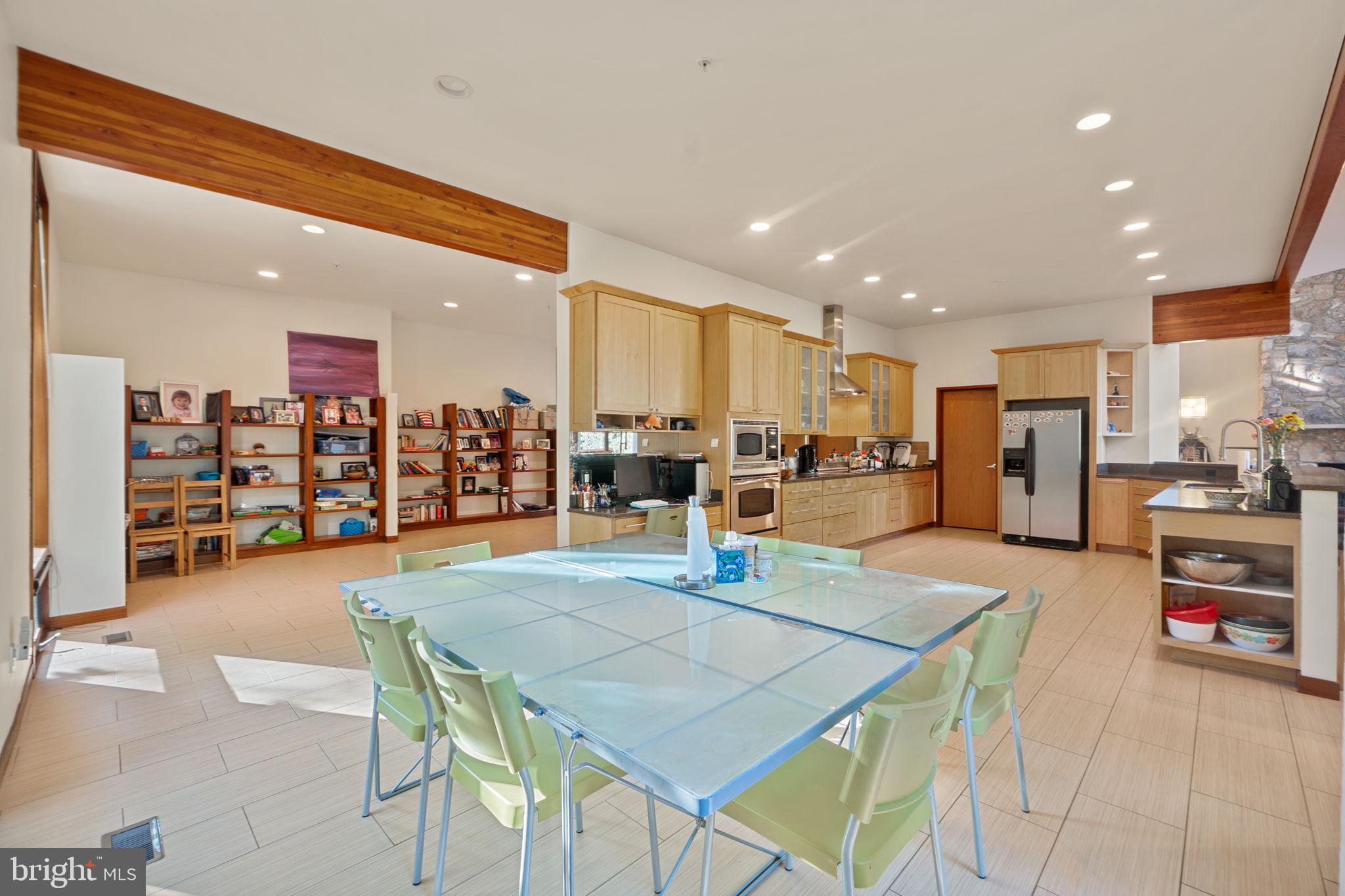 CABIN JOHN PARK - Residential