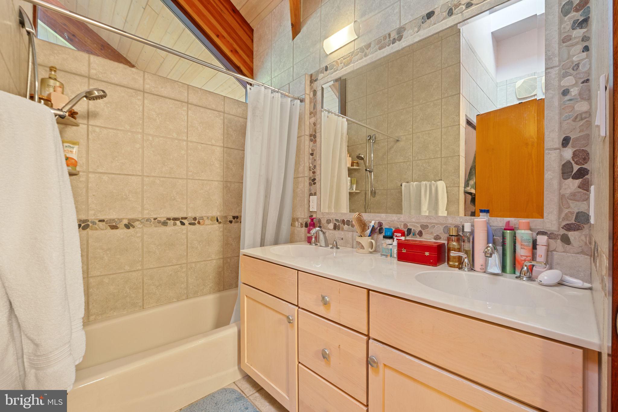 CABIN JOHN PARK - Residential