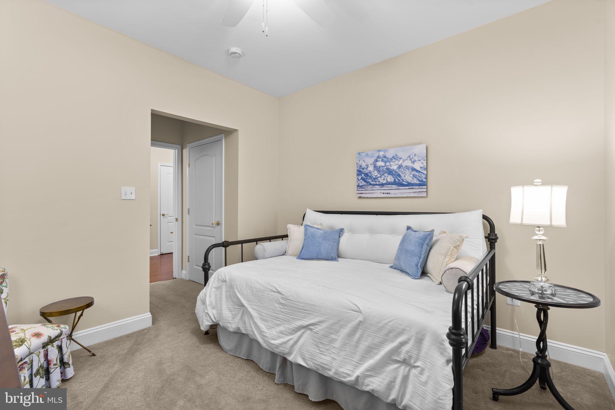 FIELDSTONE - Residential