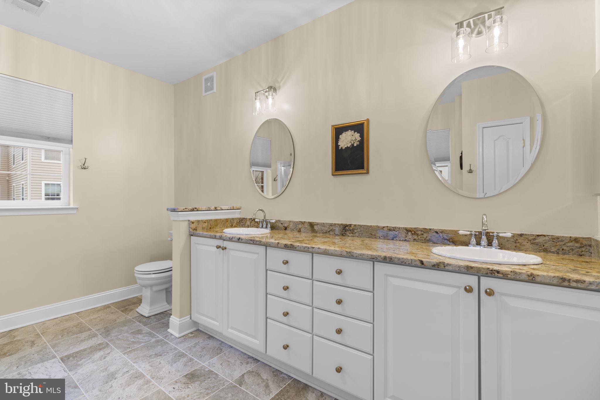 FIELDSTONE - Residential