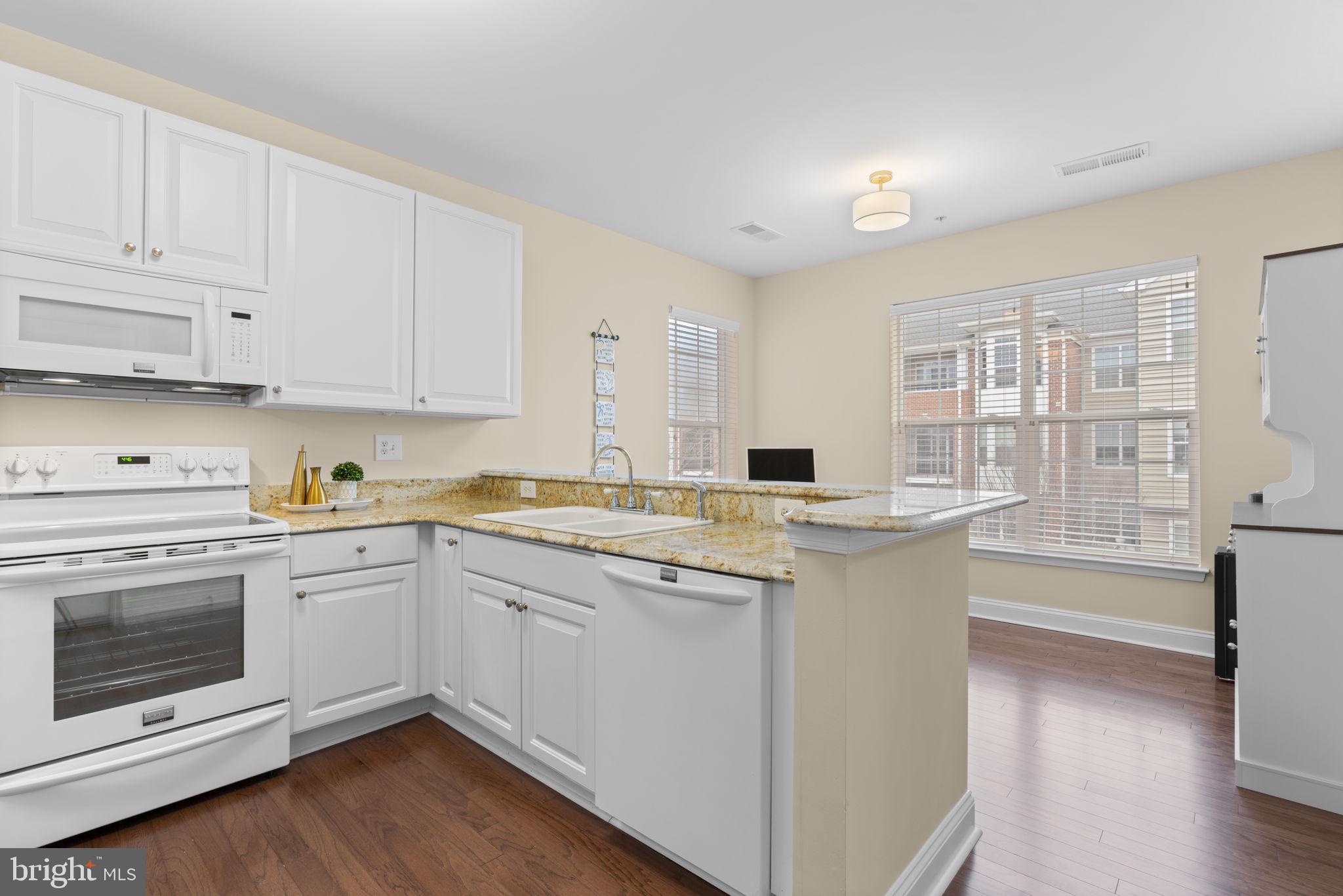 FIELDSTONE - Residential