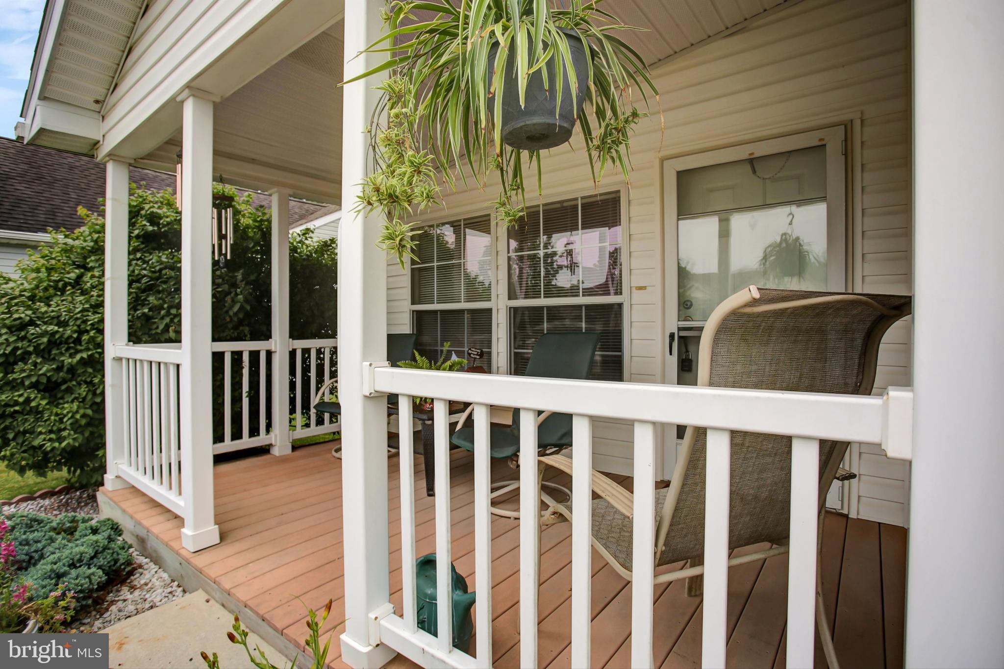 COUNTRY MANOR - Residential