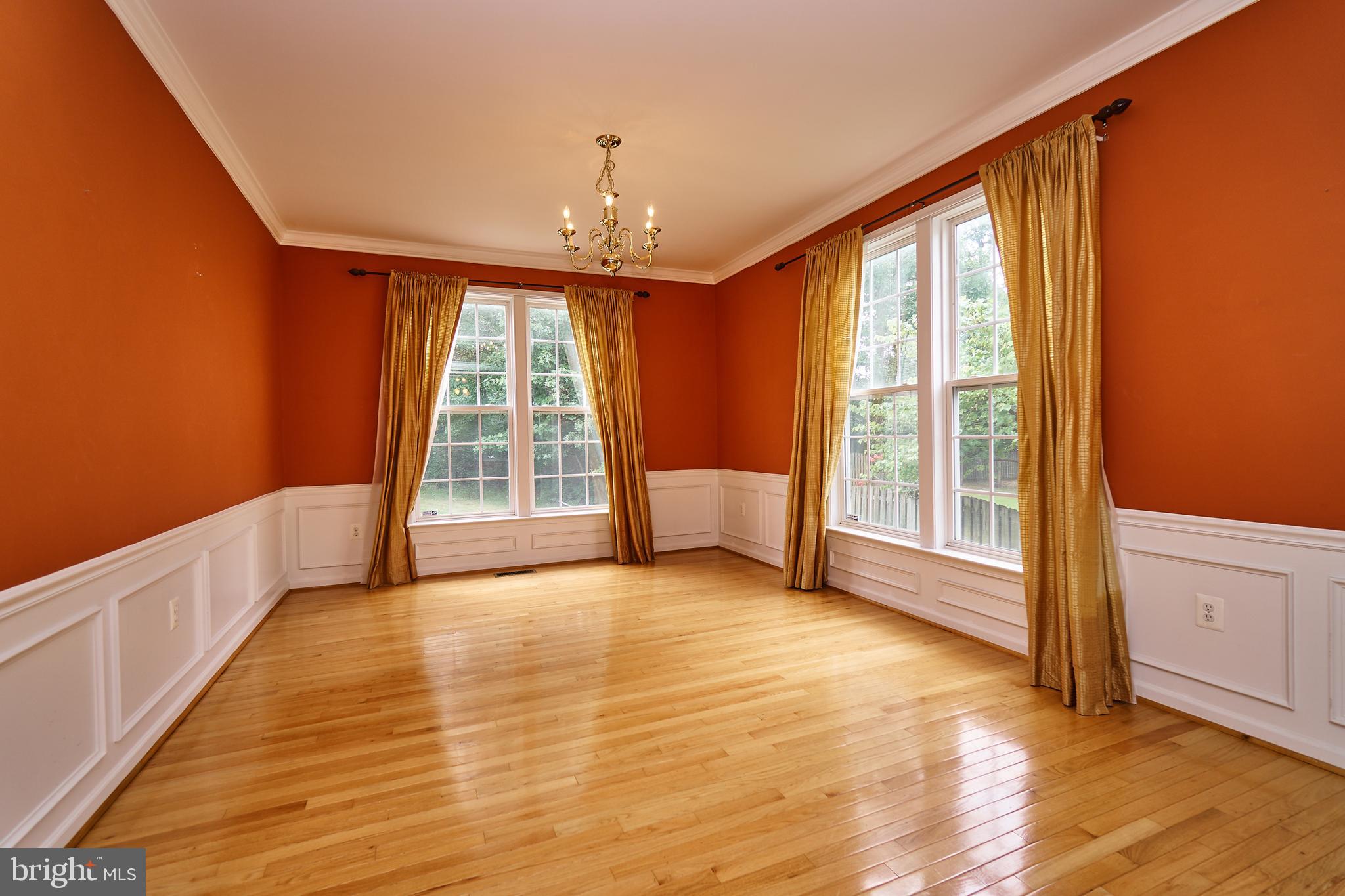 FAIRLAKES CROSSING - Residential Lease