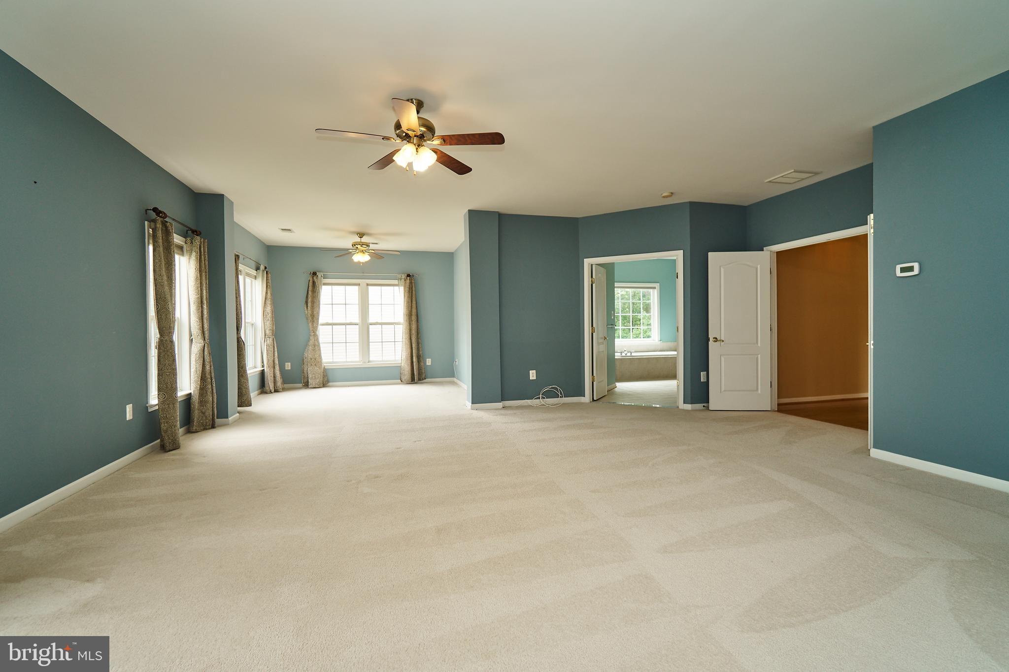 FAIRLAKES CROSSING - Residential Lease