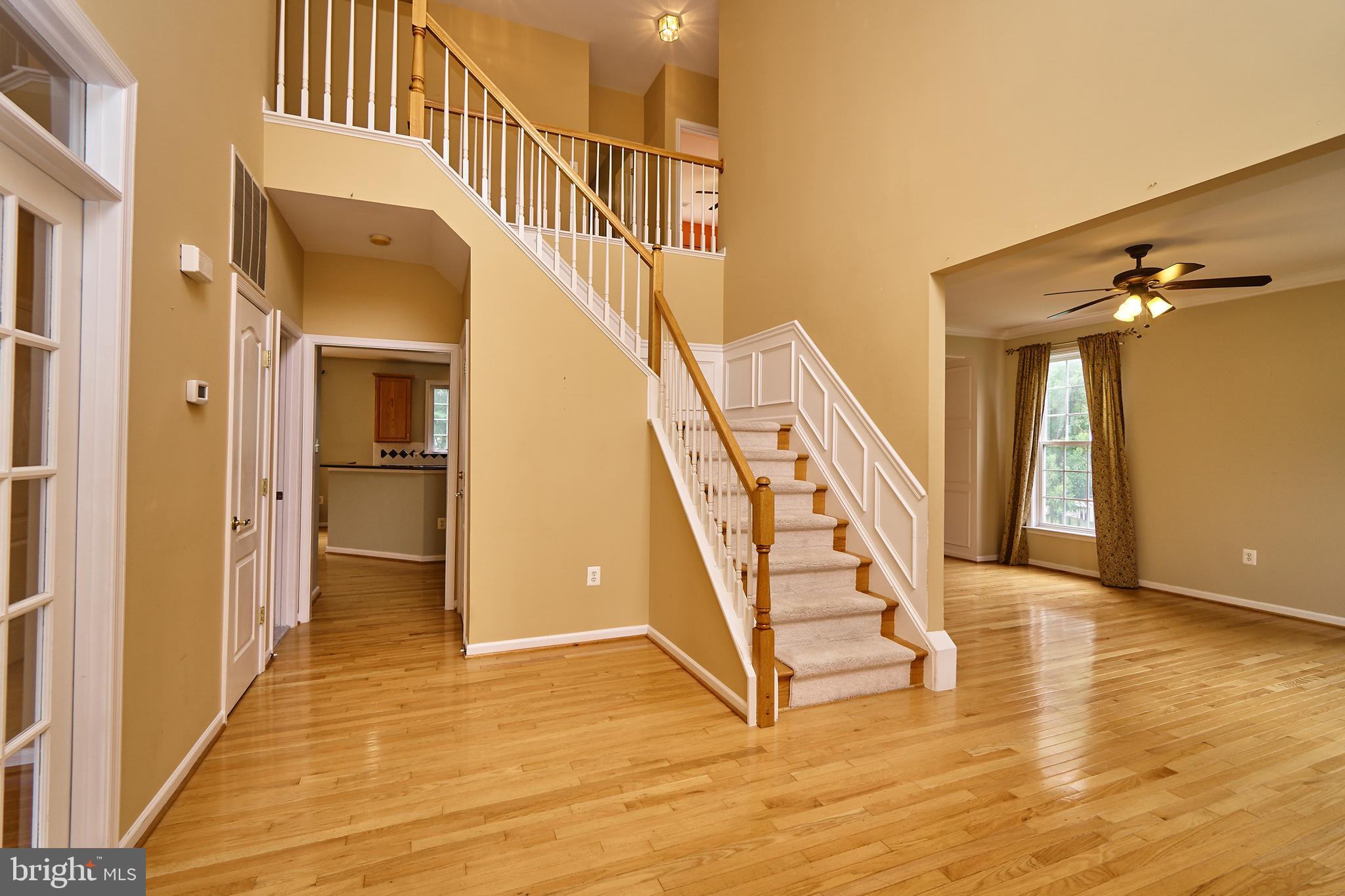 FAIRLAKES CROSSING - Residential Lease