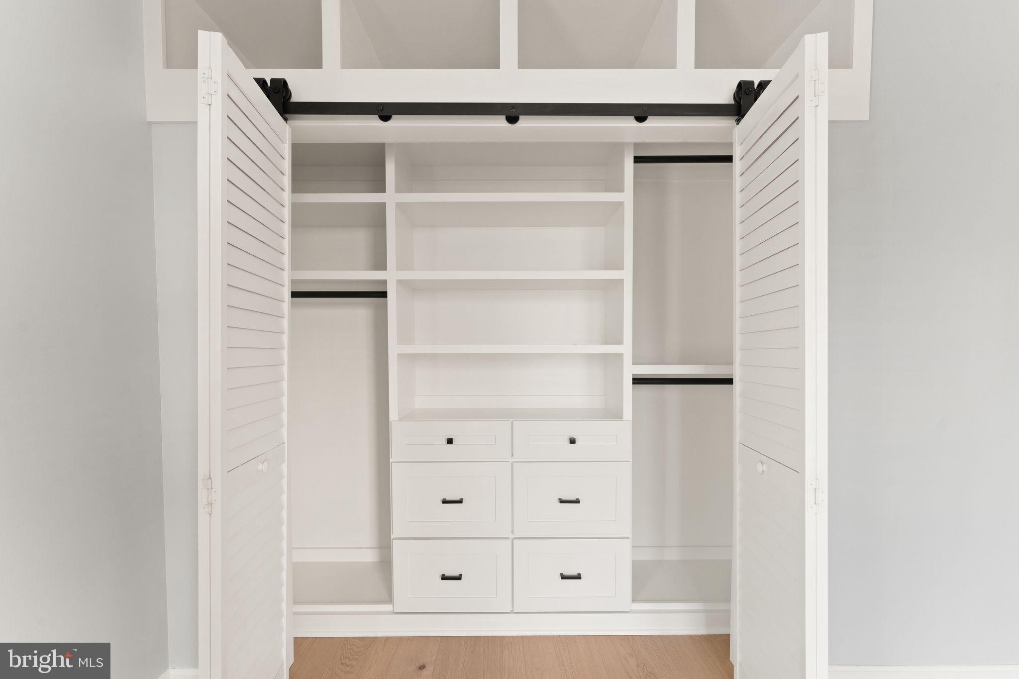 BRAMBLETON - Residential