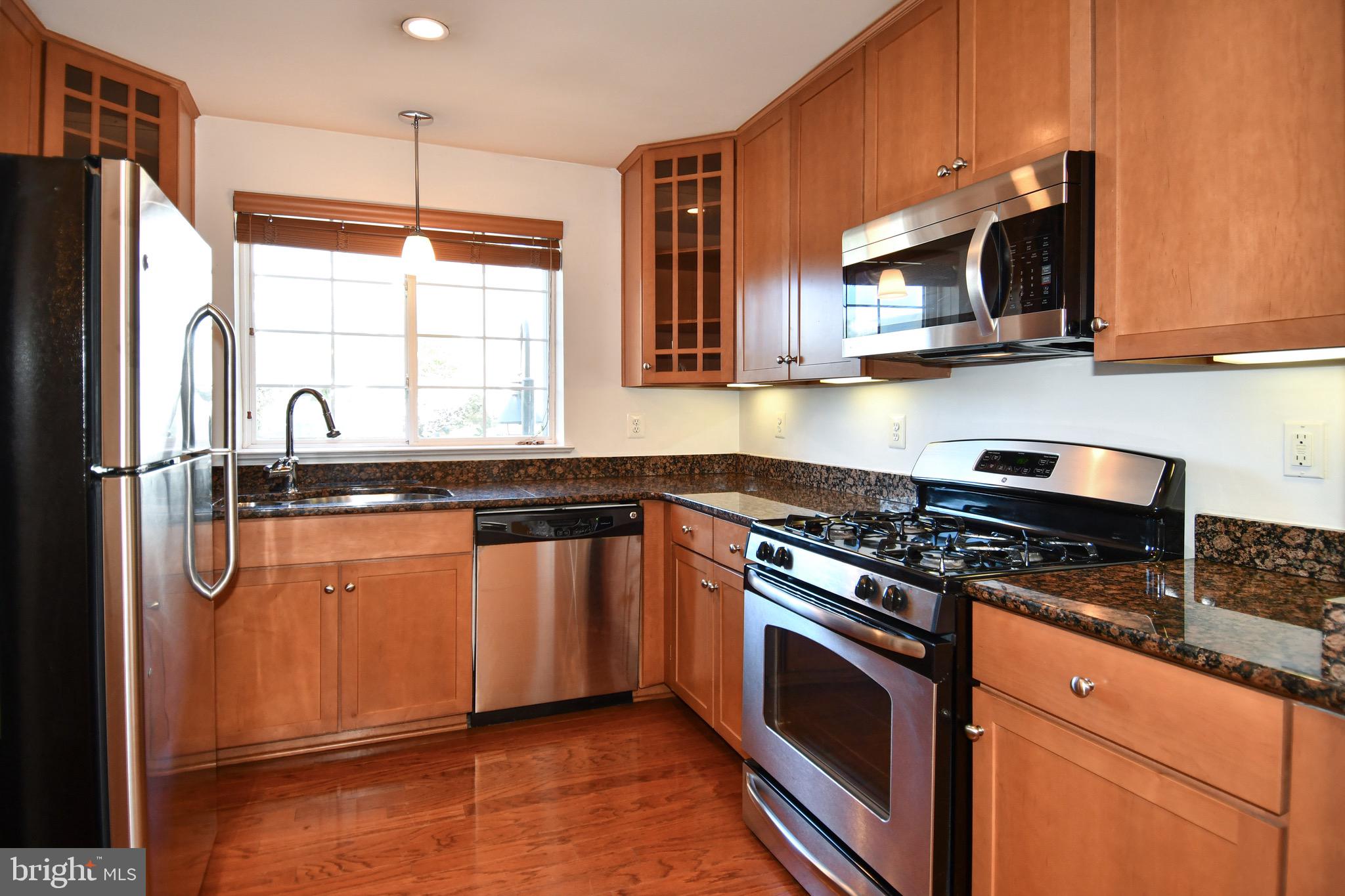 WEST VILLAGE OF SHIRLINGTON - Residential