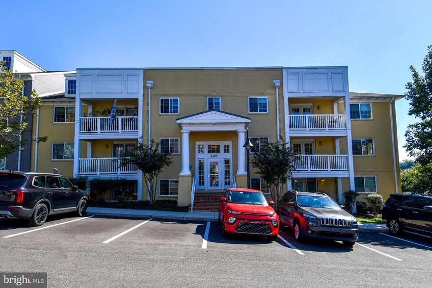 Enjoy the fantastic amenities and convenience of West Village of Shirlington!  This light-filled 1BR, BA condo features an open floor plan, a modern kitchen with granite counters, hardwood floors, in-unit washer and dryer, and private balcony.  The bedroom opens to a spacious walk-in closet.  The West Village community boasts a clubhouse with an outdoor swimming pool, fitness center, yoga studio, game room, business center, grilling stations, and EV charging station.  A community shuttle provides easy access to the Pentagon City Metro.  West Village is just minutes to the theatres, restaurants, and shops of Shirlington Village, and just steps to the W&OD Trail.  Proximity to Barcroft Recreation center, parks, dog parks and so much more!