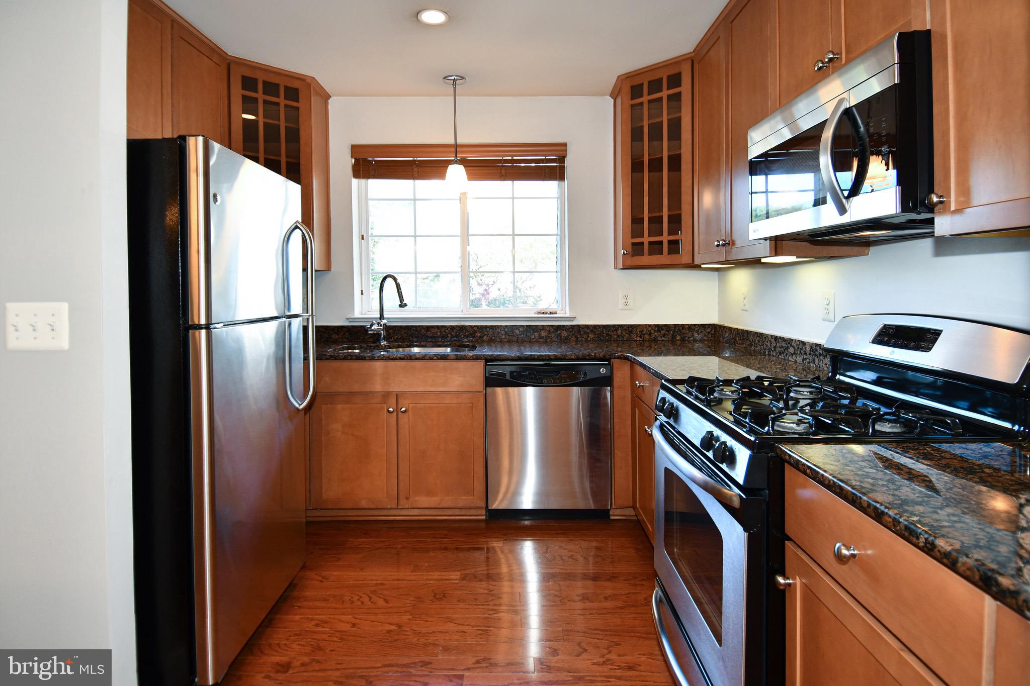 WEST VILLAGE OF SHIRLINGTON - Residential