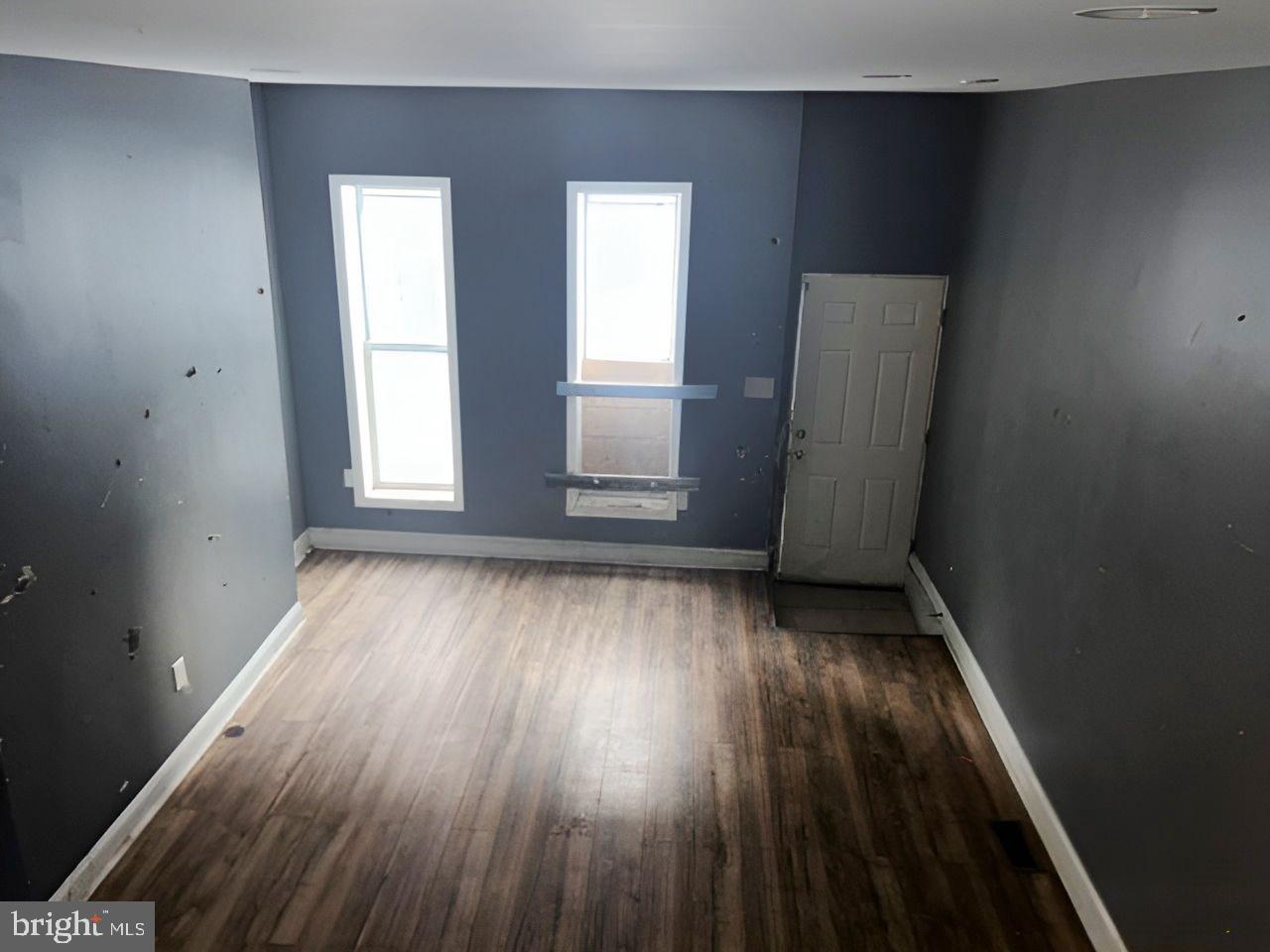 BOOTH-BOYD - Residential