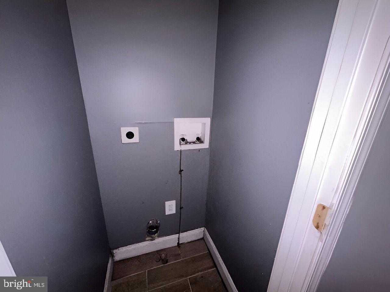 BOOTH-BOYD - Residential