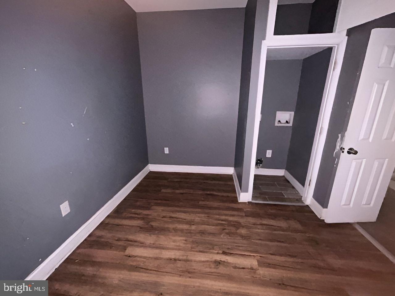 BOOTH-BOYD - Residential