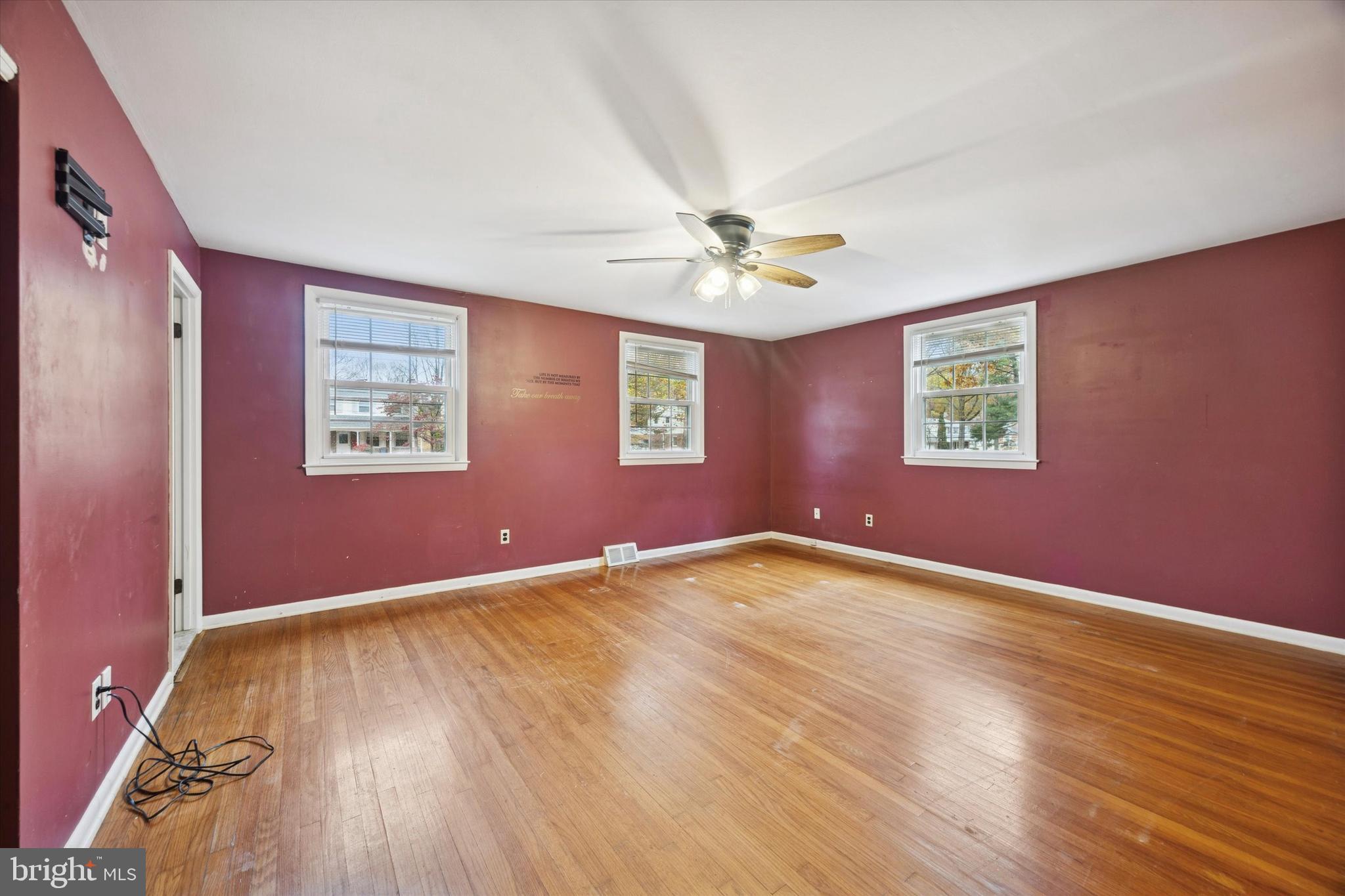 BEATTY HILLS - Residential