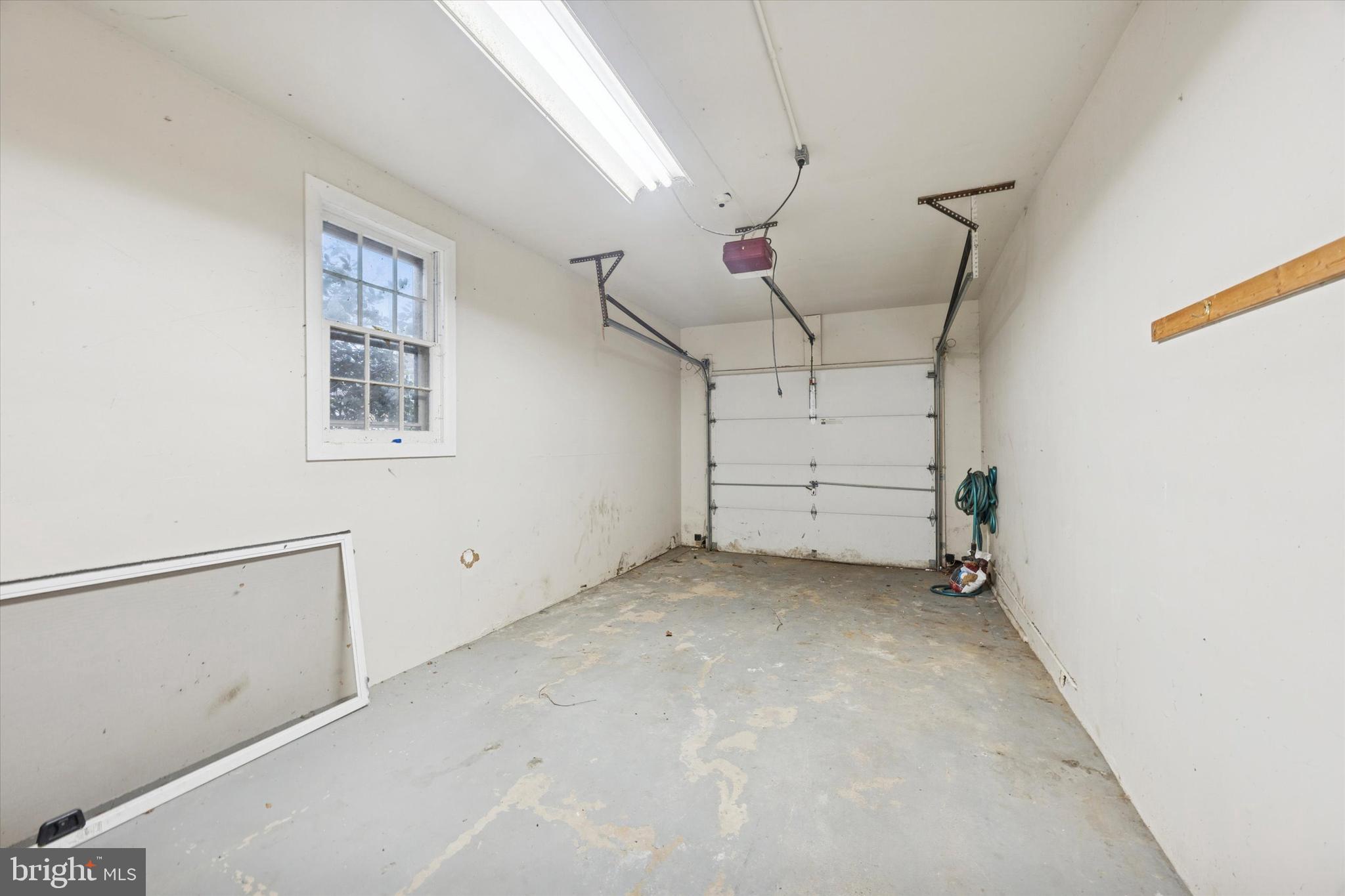 BEATTY HILLS - Residential