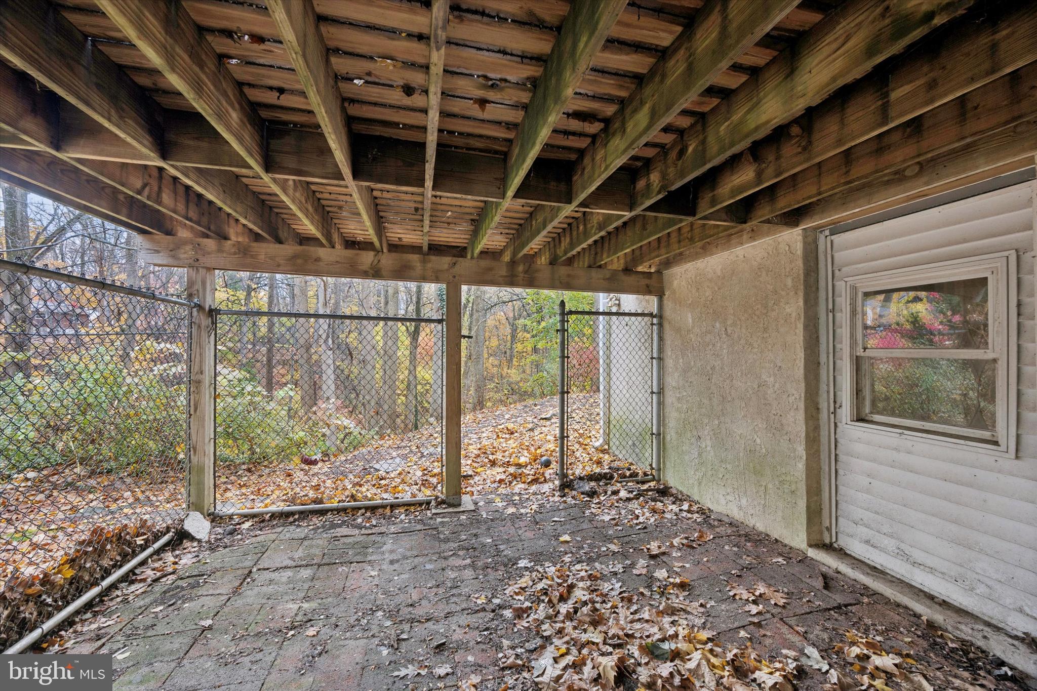 BEATTY HILLS - Residential