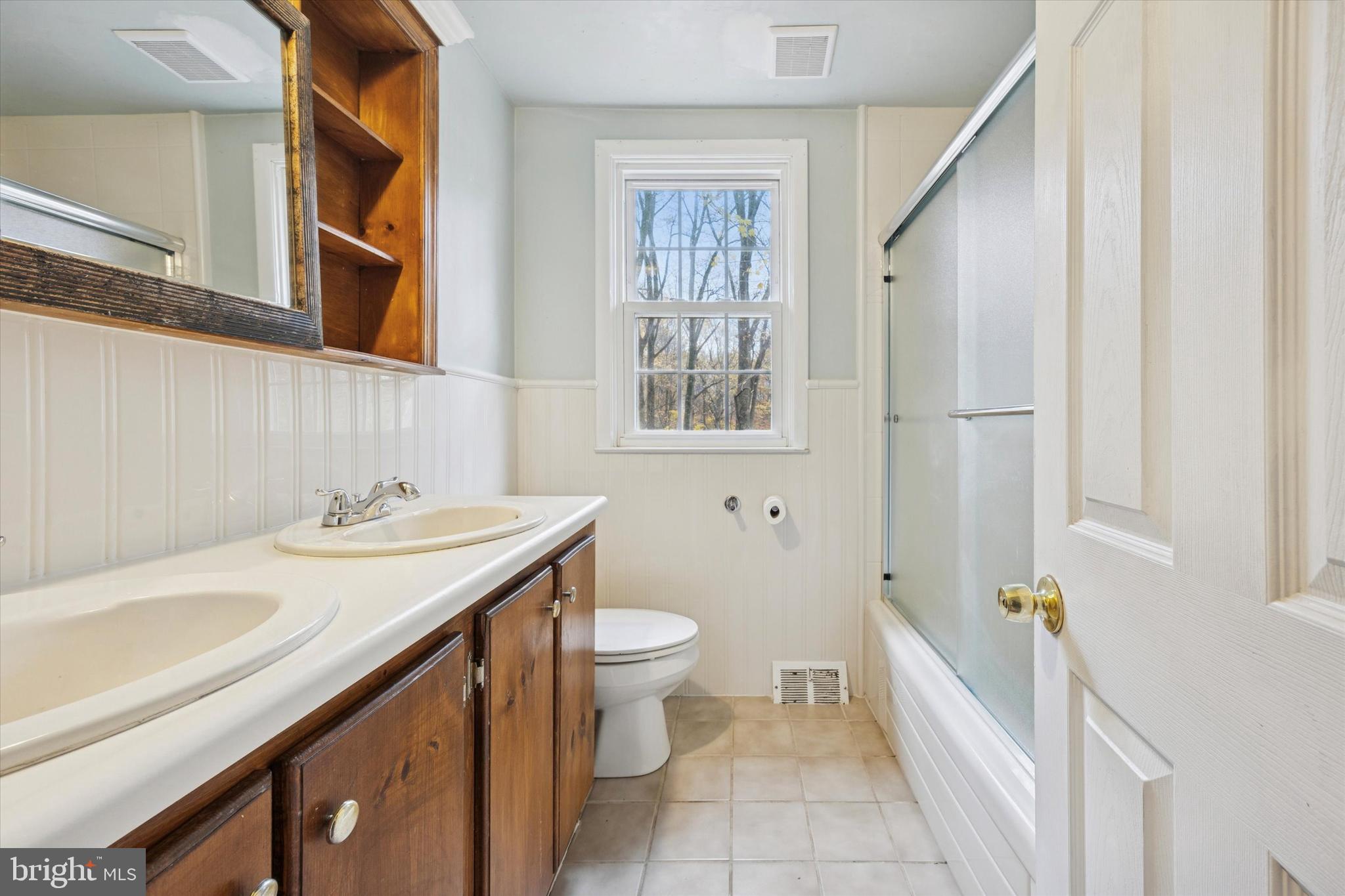 BEATTY HILLS - Residential