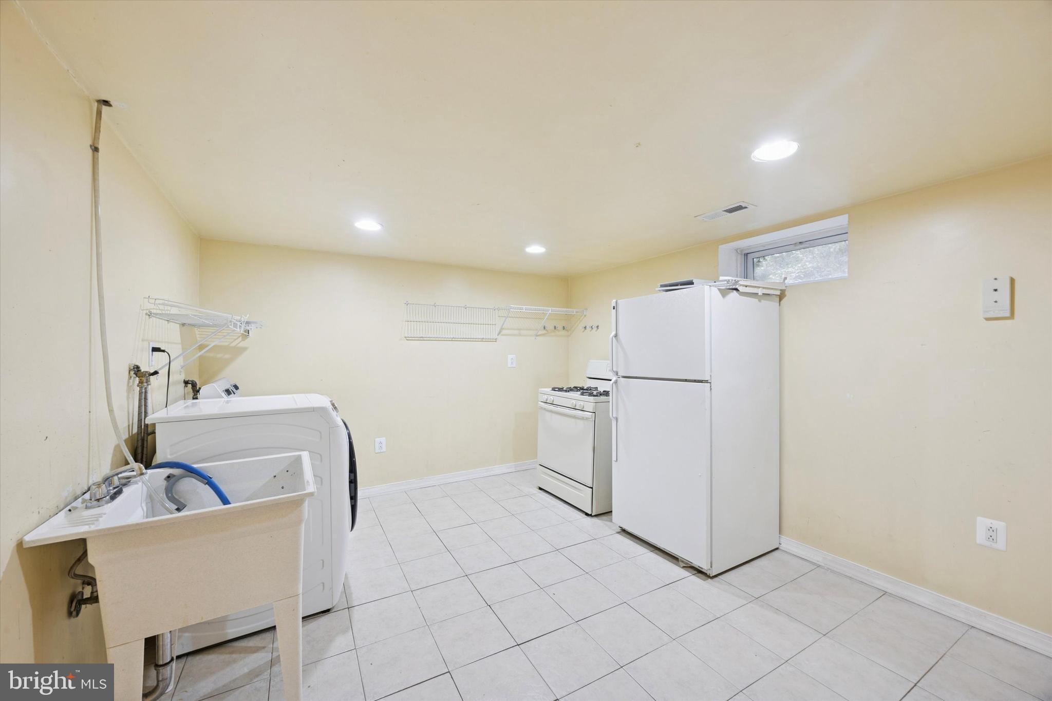 BEATTY HILLS - Residential