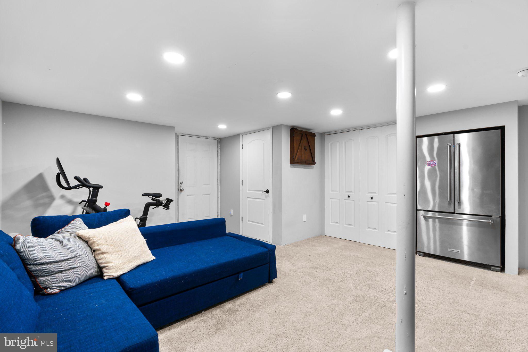 TUCKER - Residential