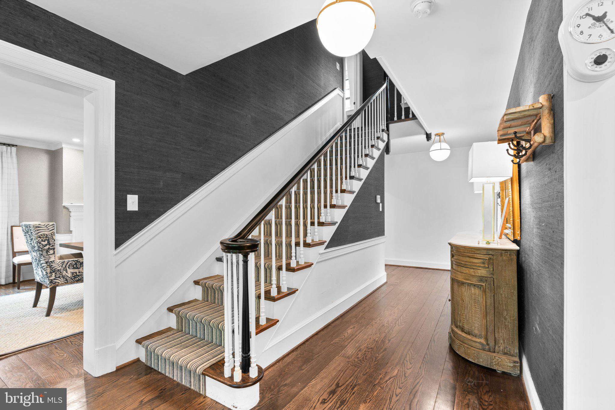 TUCKER - Residential