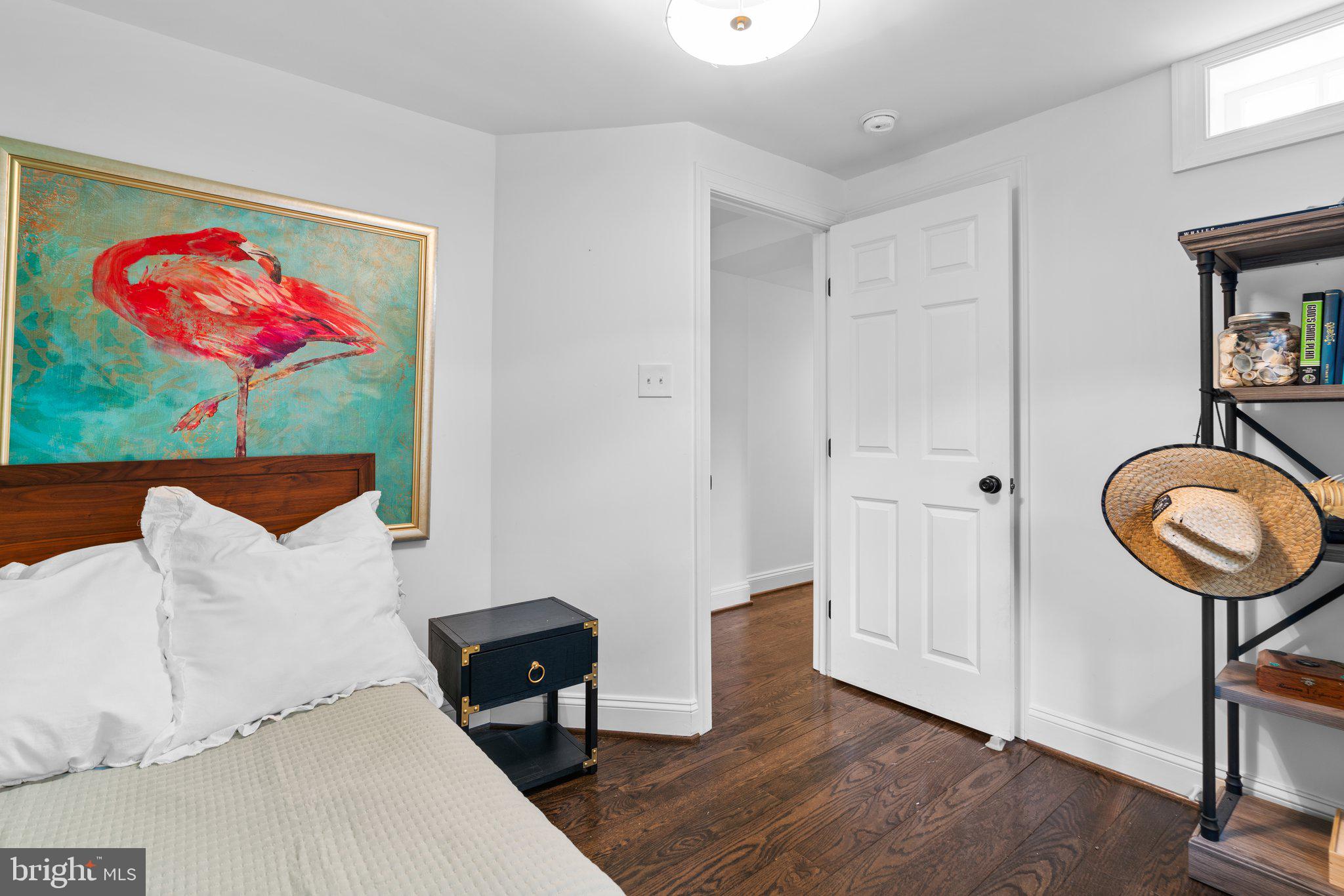 TUCKER - Residential