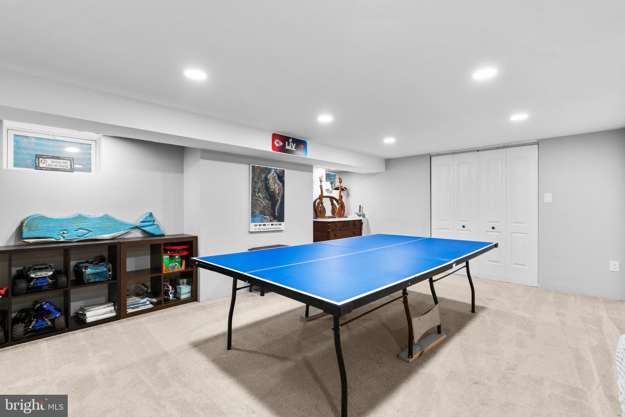 TUCKER - Residential