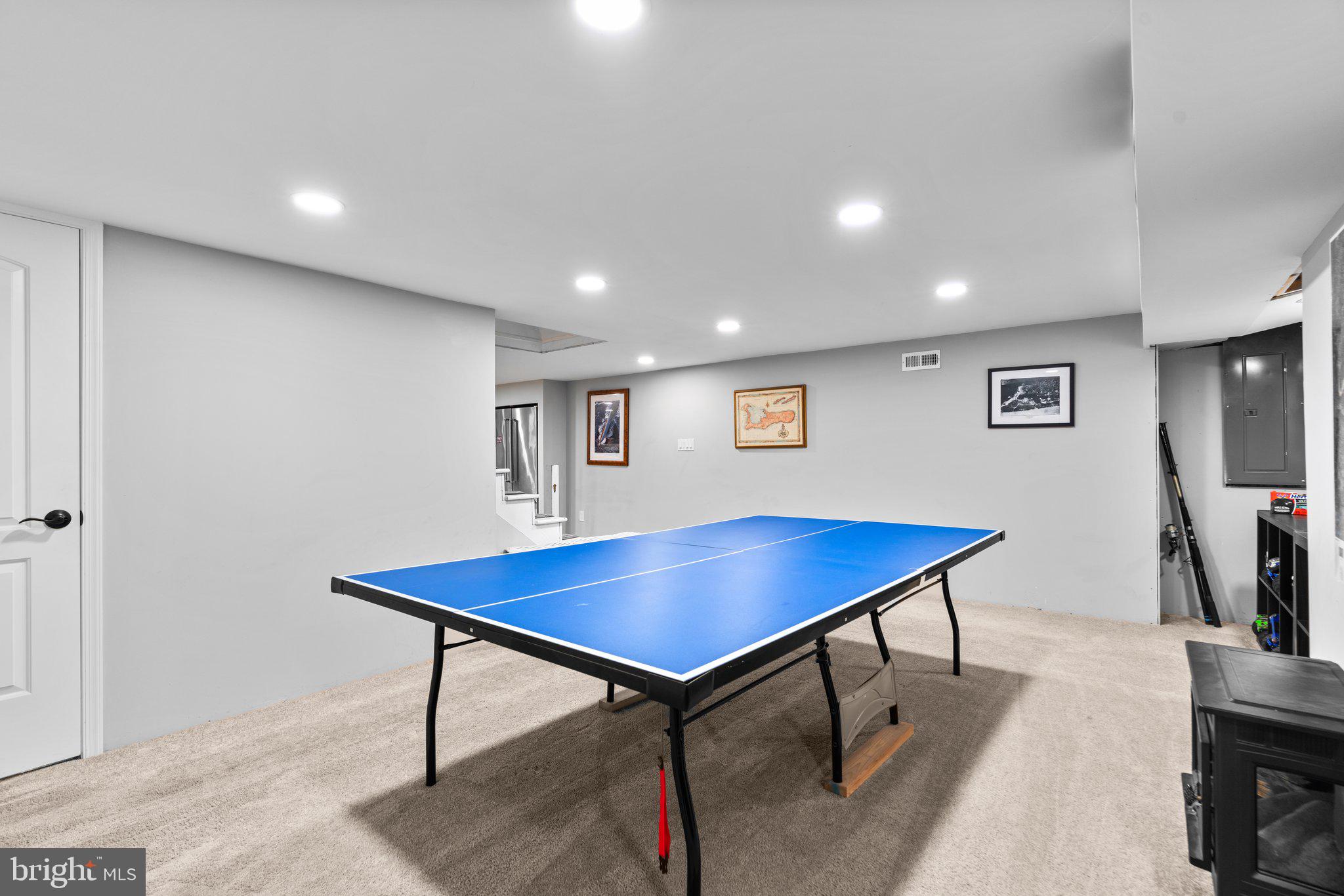 TUCKER - Residential