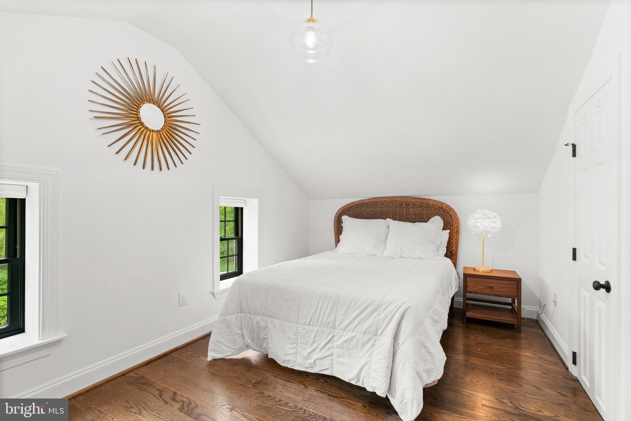 TUCKER - Residential