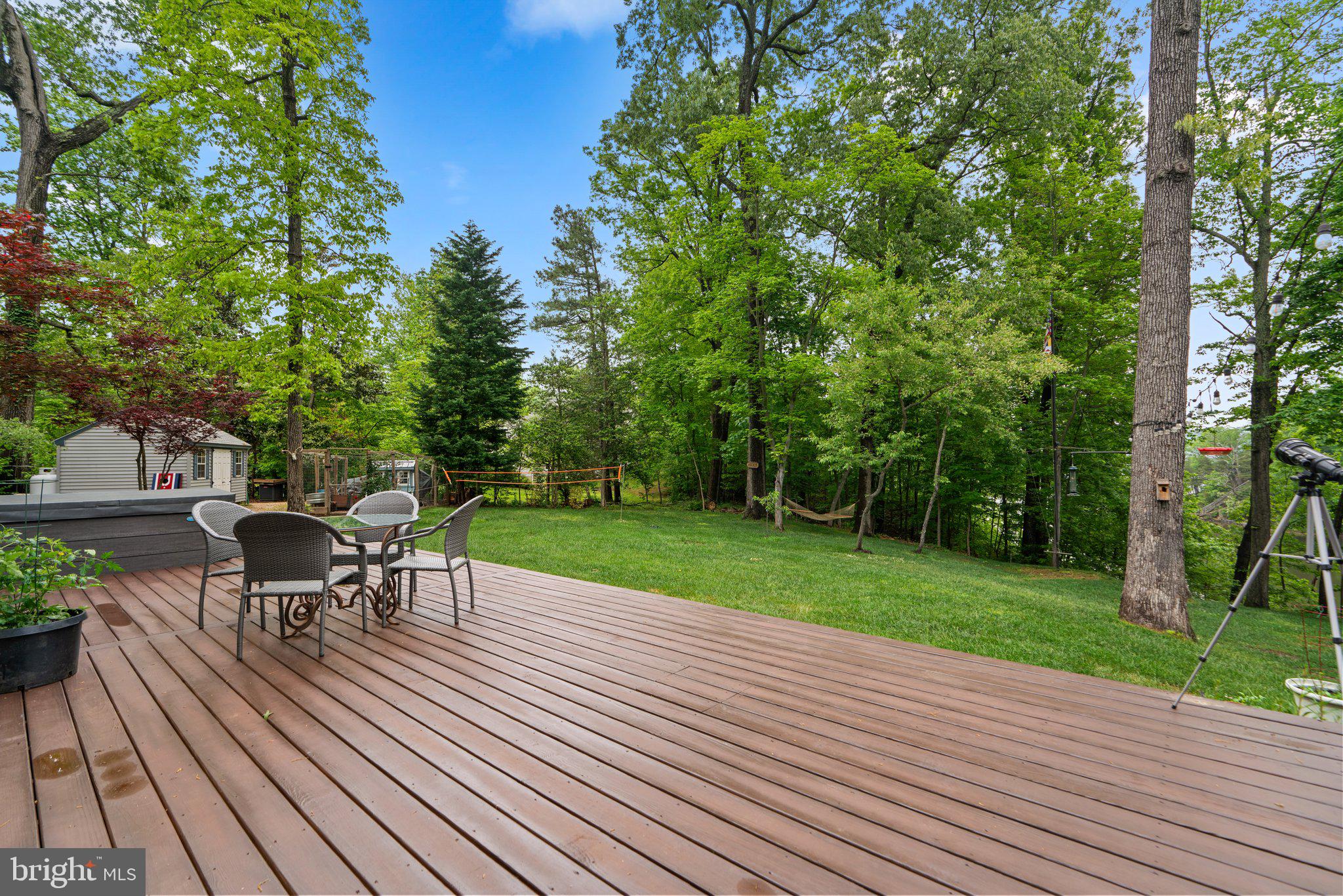 TUCKER - Residential