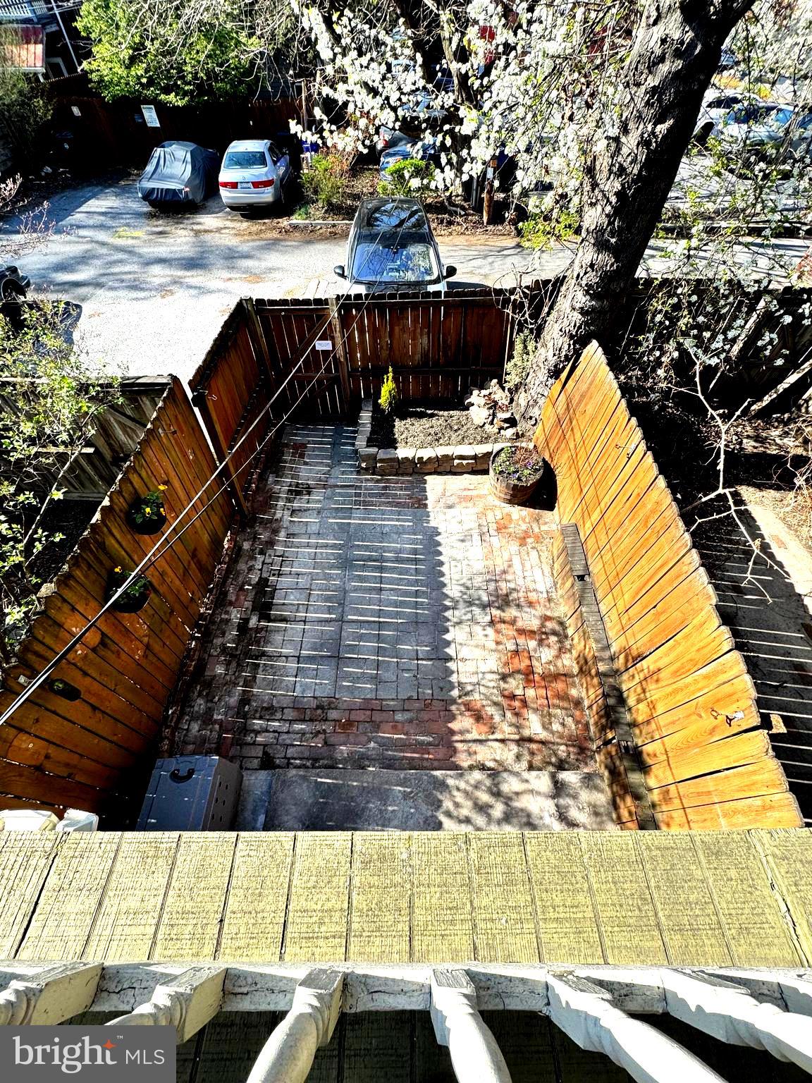 MIDTOWN - Residential