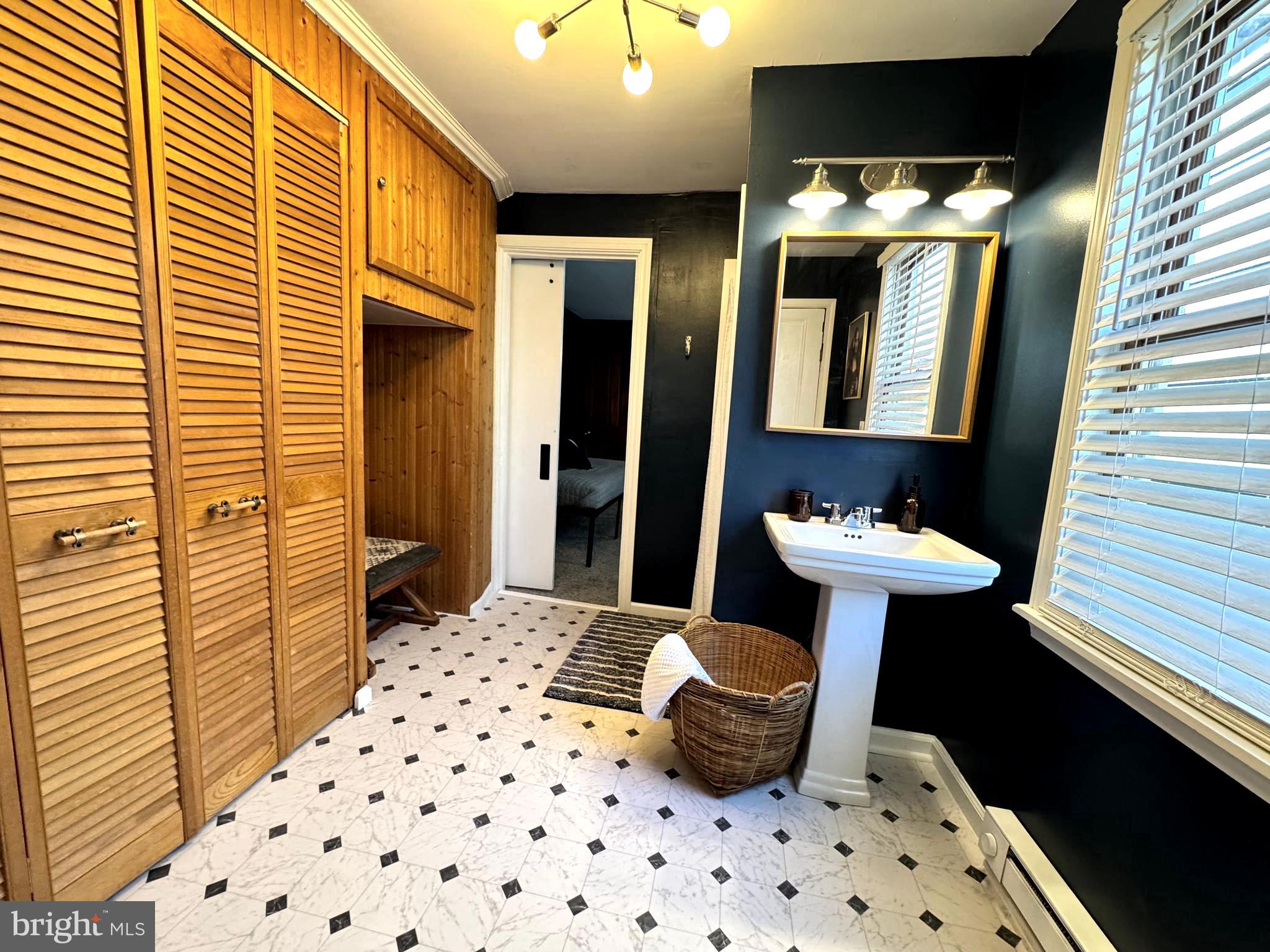 MIDTOWN - Residential