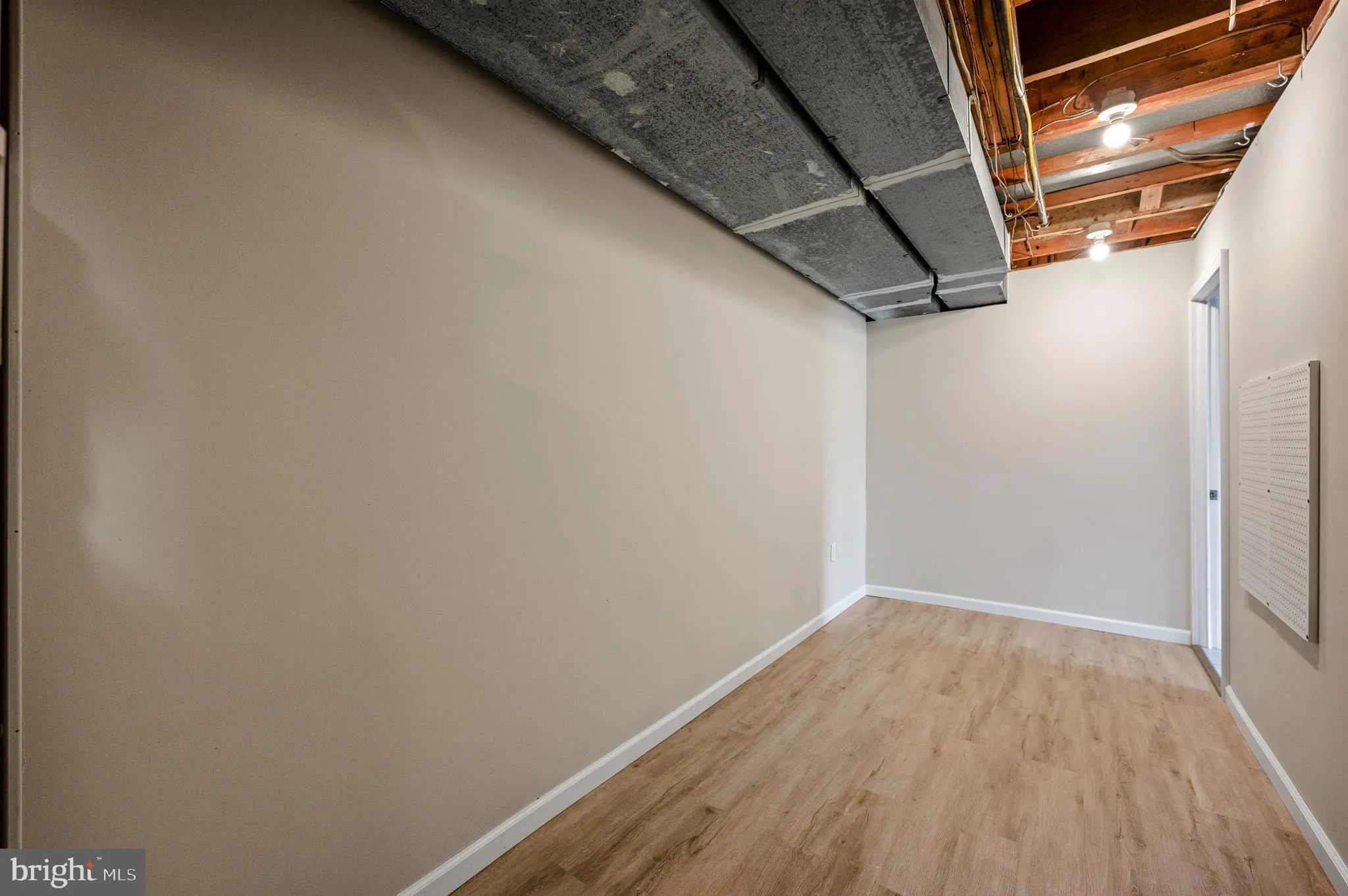 Paoli, Pennsylvania 19301, United States, 4 Bedrooms Bedrooms, ,3 BathroomsBathrooms,Residential,Pending,112490