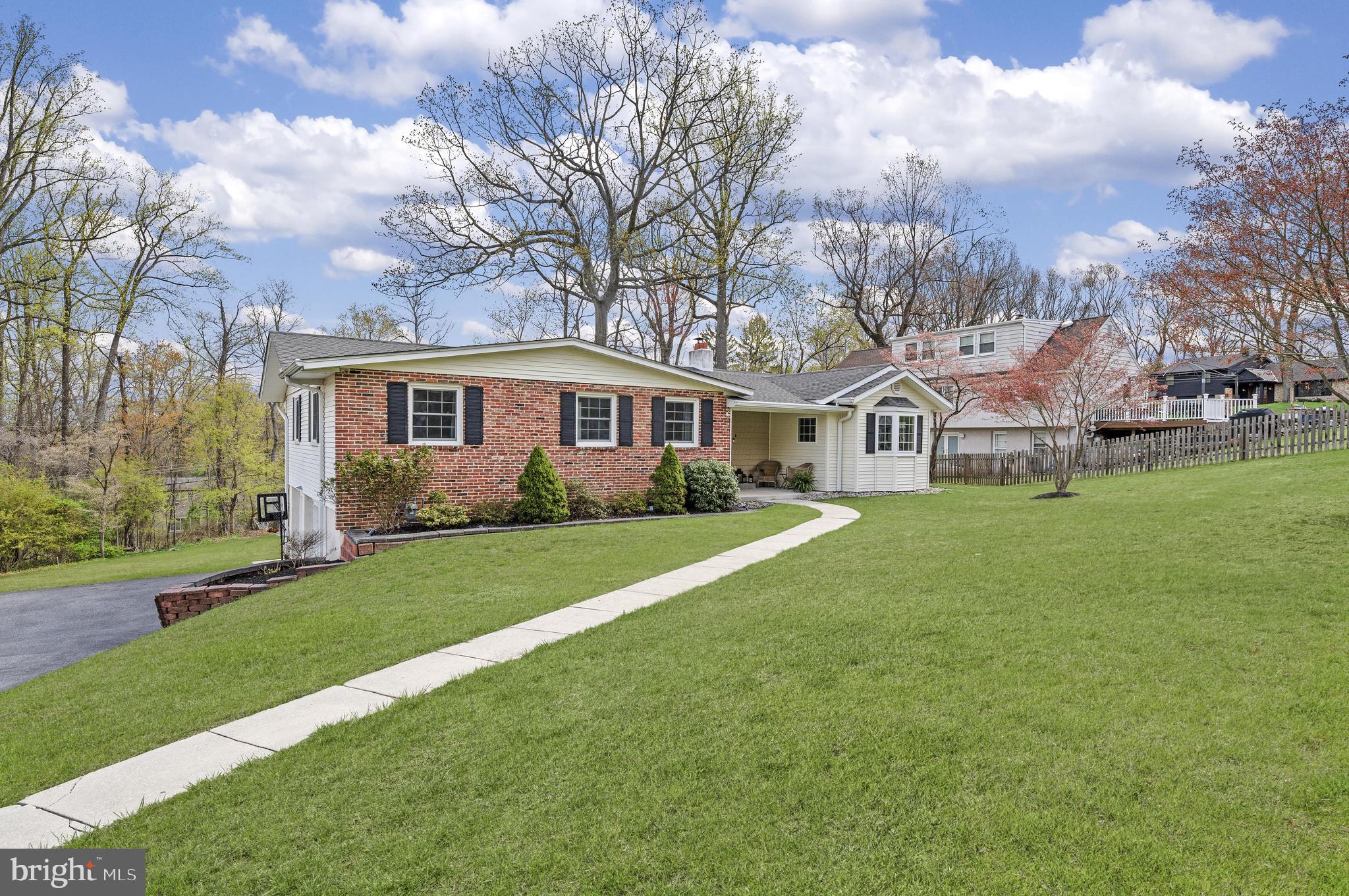 392 FRIENDSHIP DRIVE