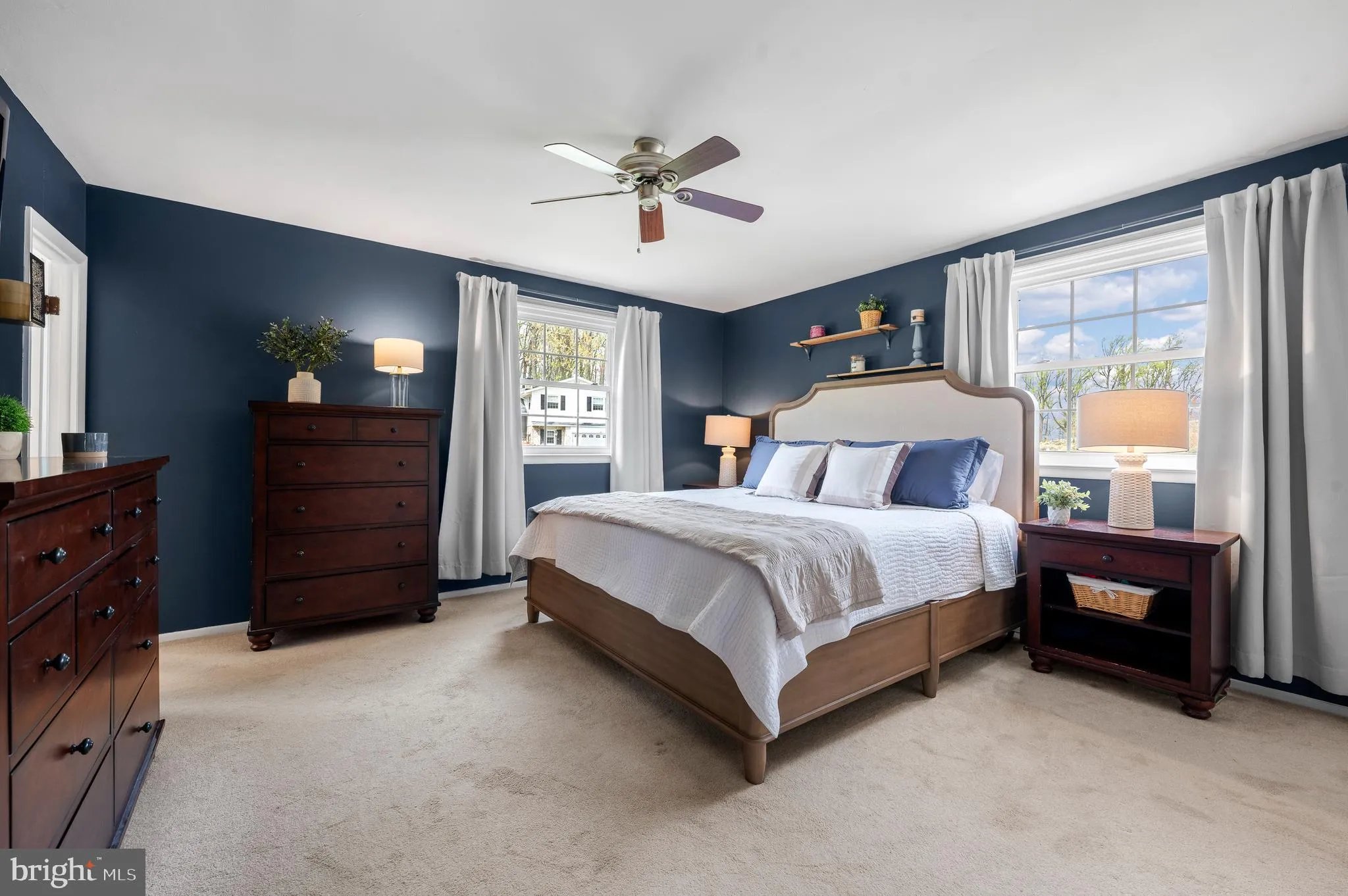 Paoli, Pennsylvania 19301, United States, 4 Bedrooms Bedrooms, ,3 BathroomsBathrooms,Residential,Pending,112490