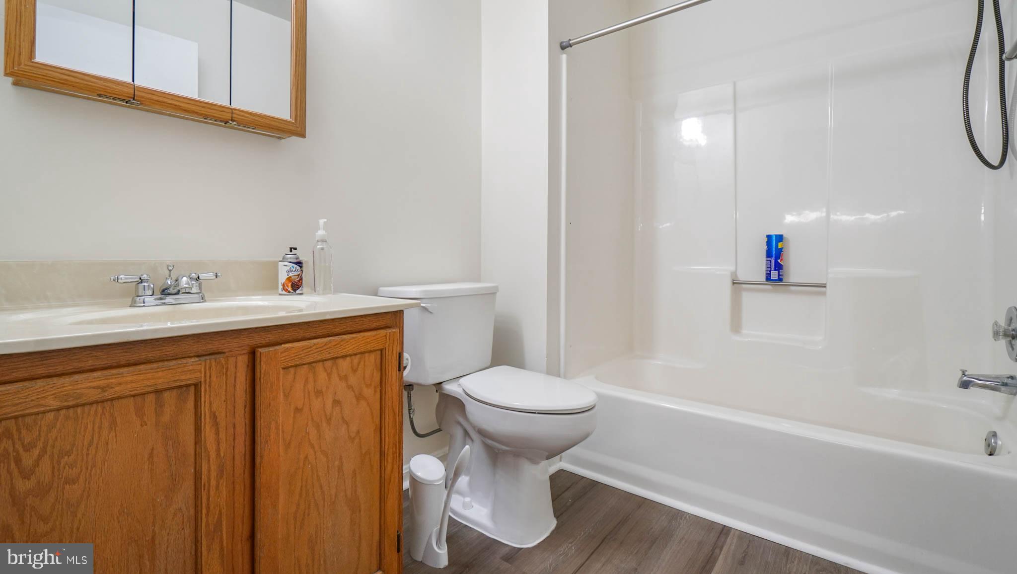 CHERRY VIEW PARK - Residential