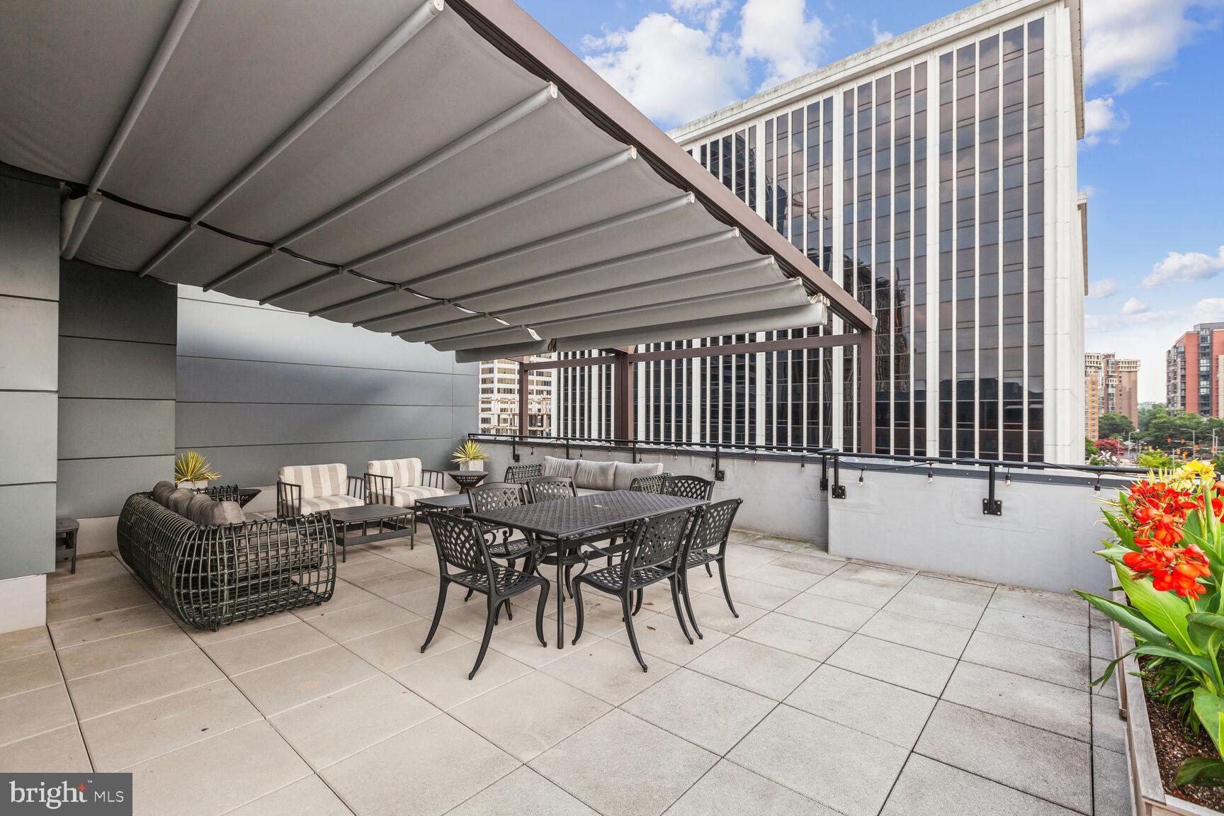 KEY AND NASH - Residential