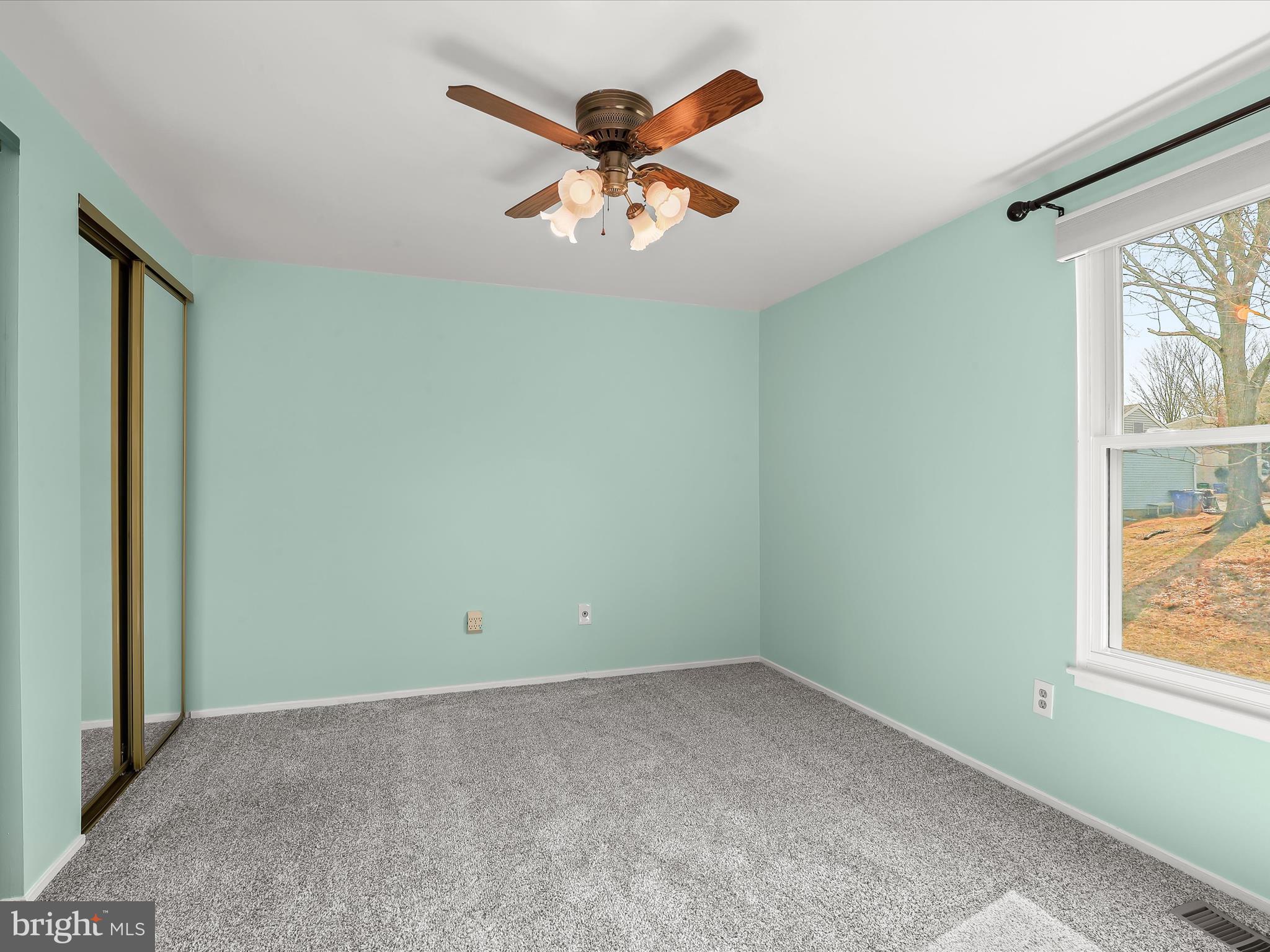 VILLAGE OF OWEN BROWN - Residential