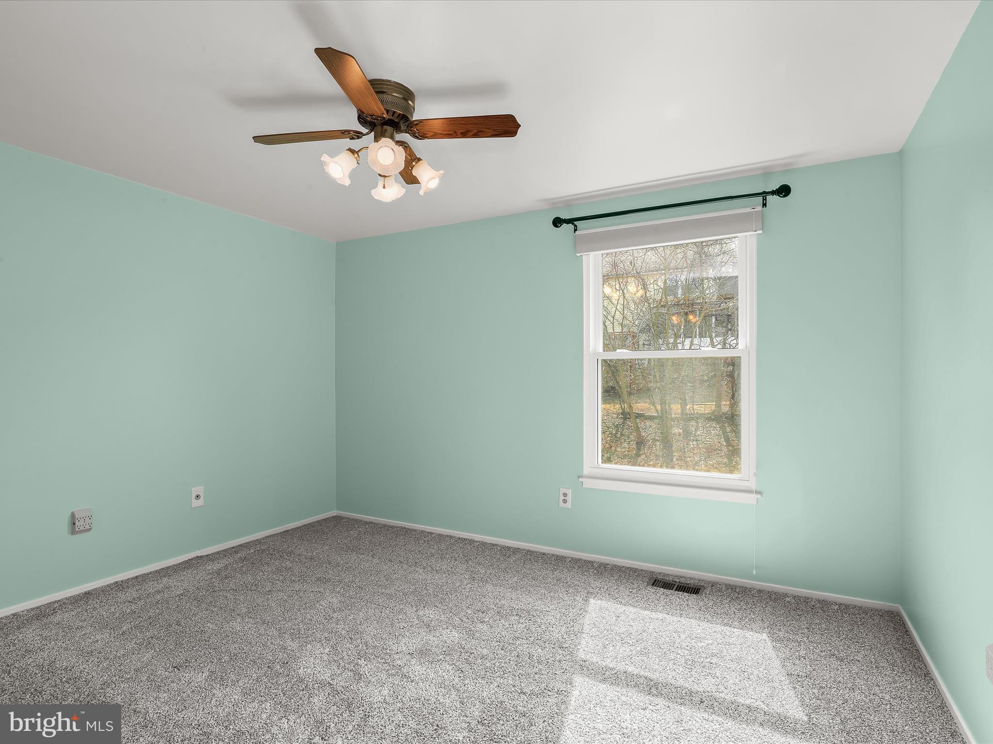 VILLAGE OF OWEN BROWN - Residential