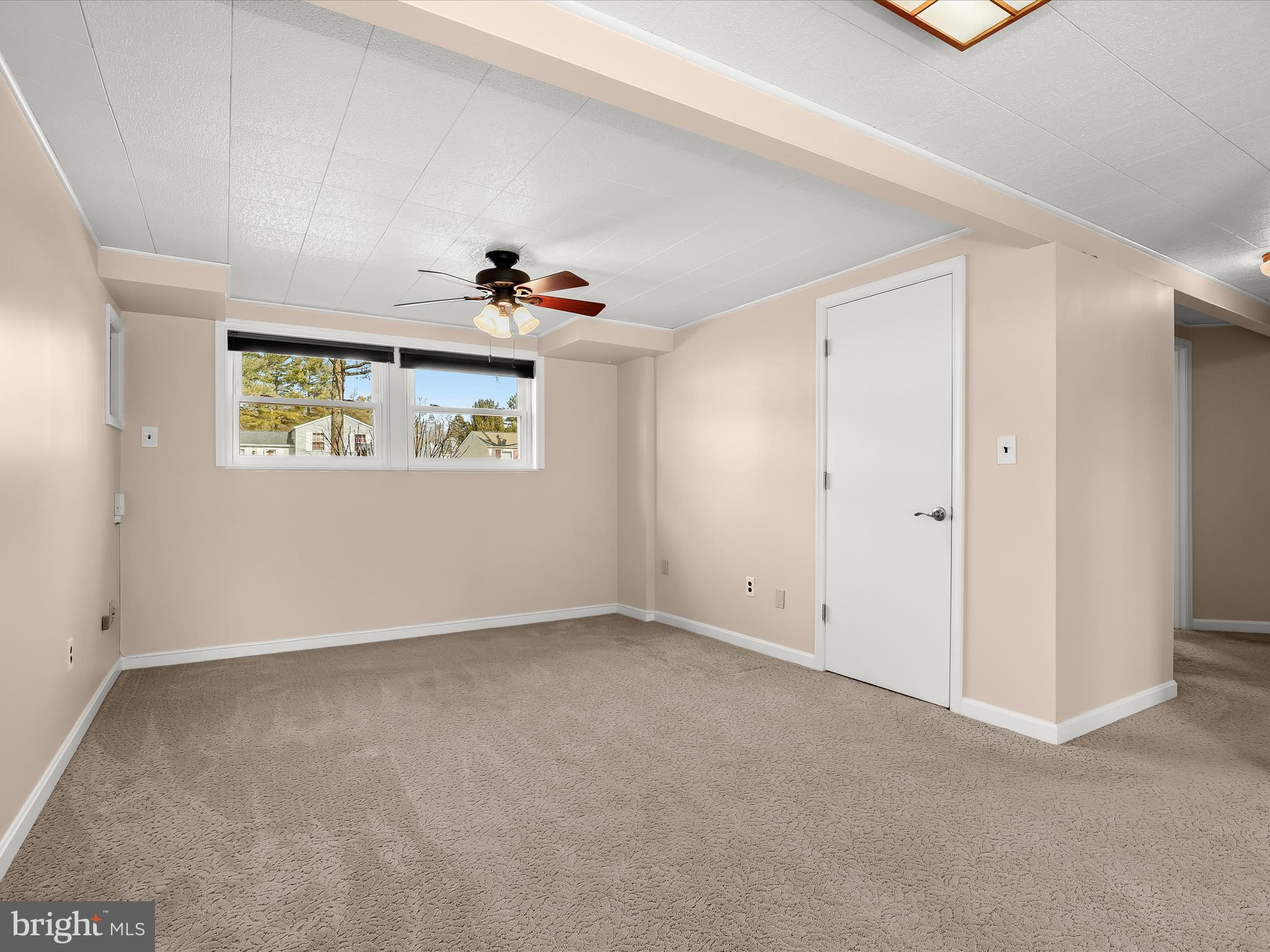 VILLAGE OF OWEN BROWN - Residential