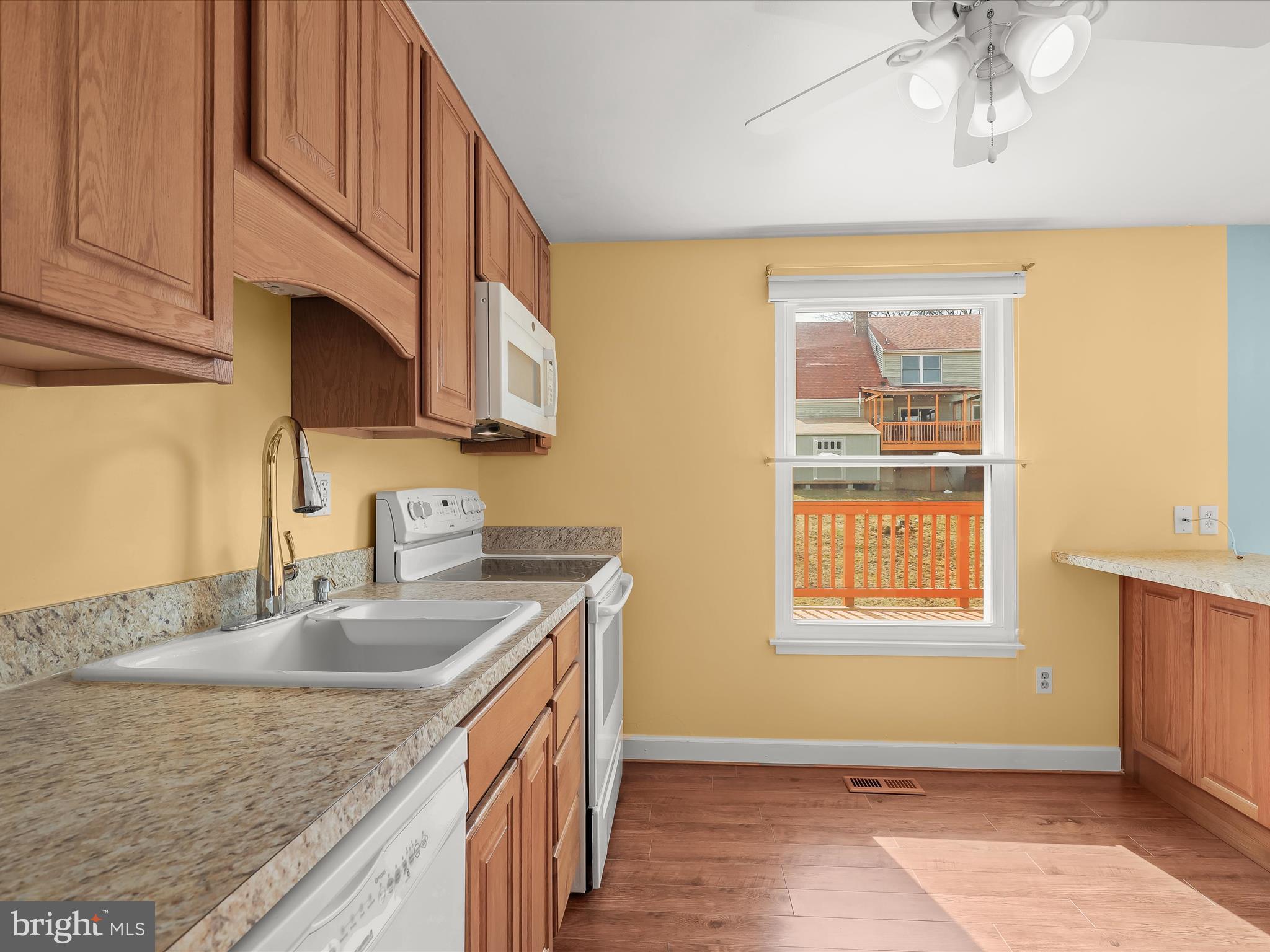 VILLAGE OF OWEN BROWN - Residential