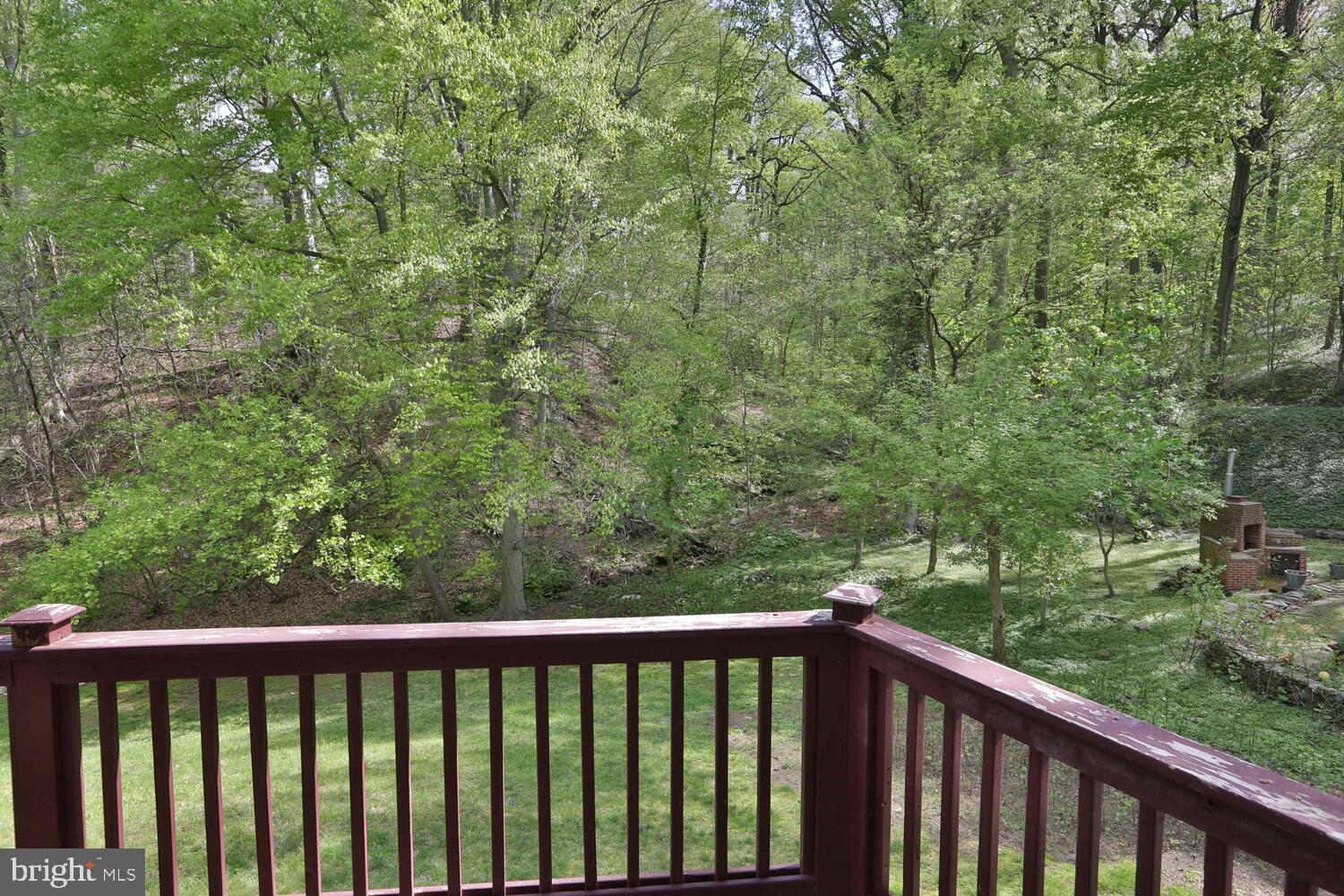 EAST FALLS - Residential Lease