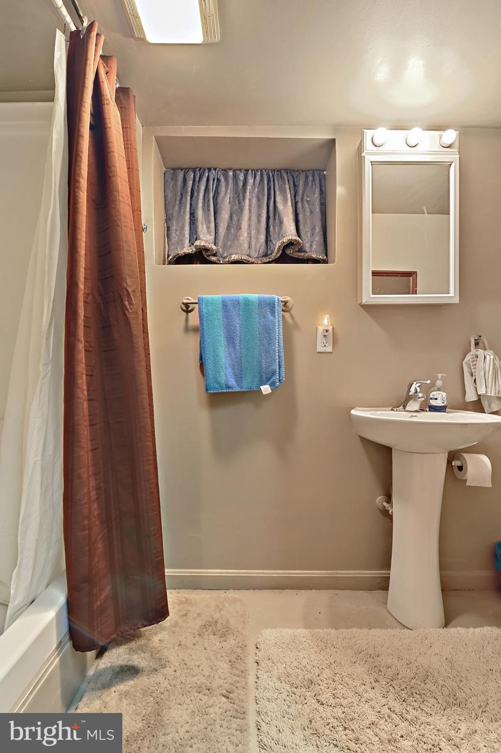 NORTH SHORES - Residential