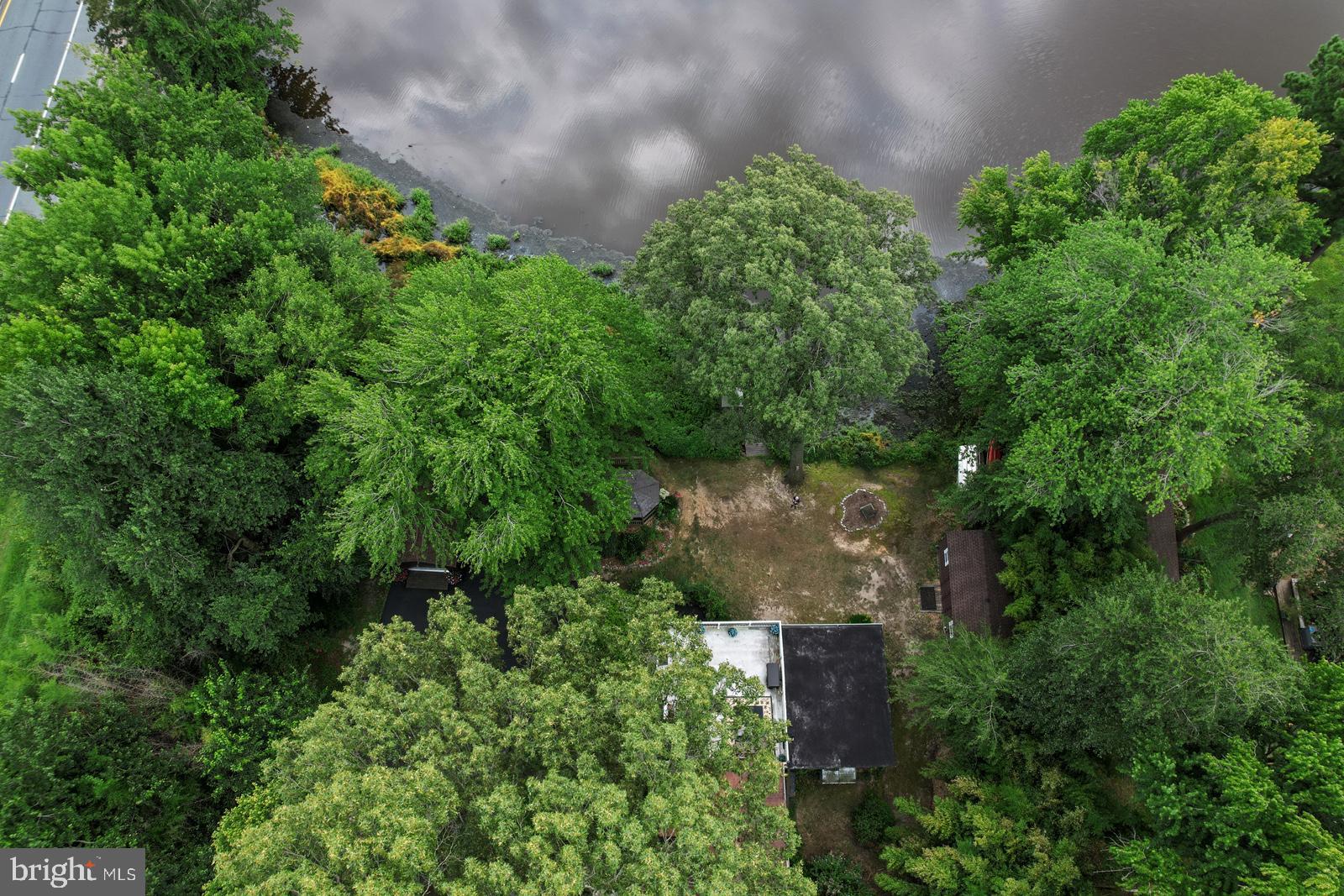 NORTH SHORES - Residential