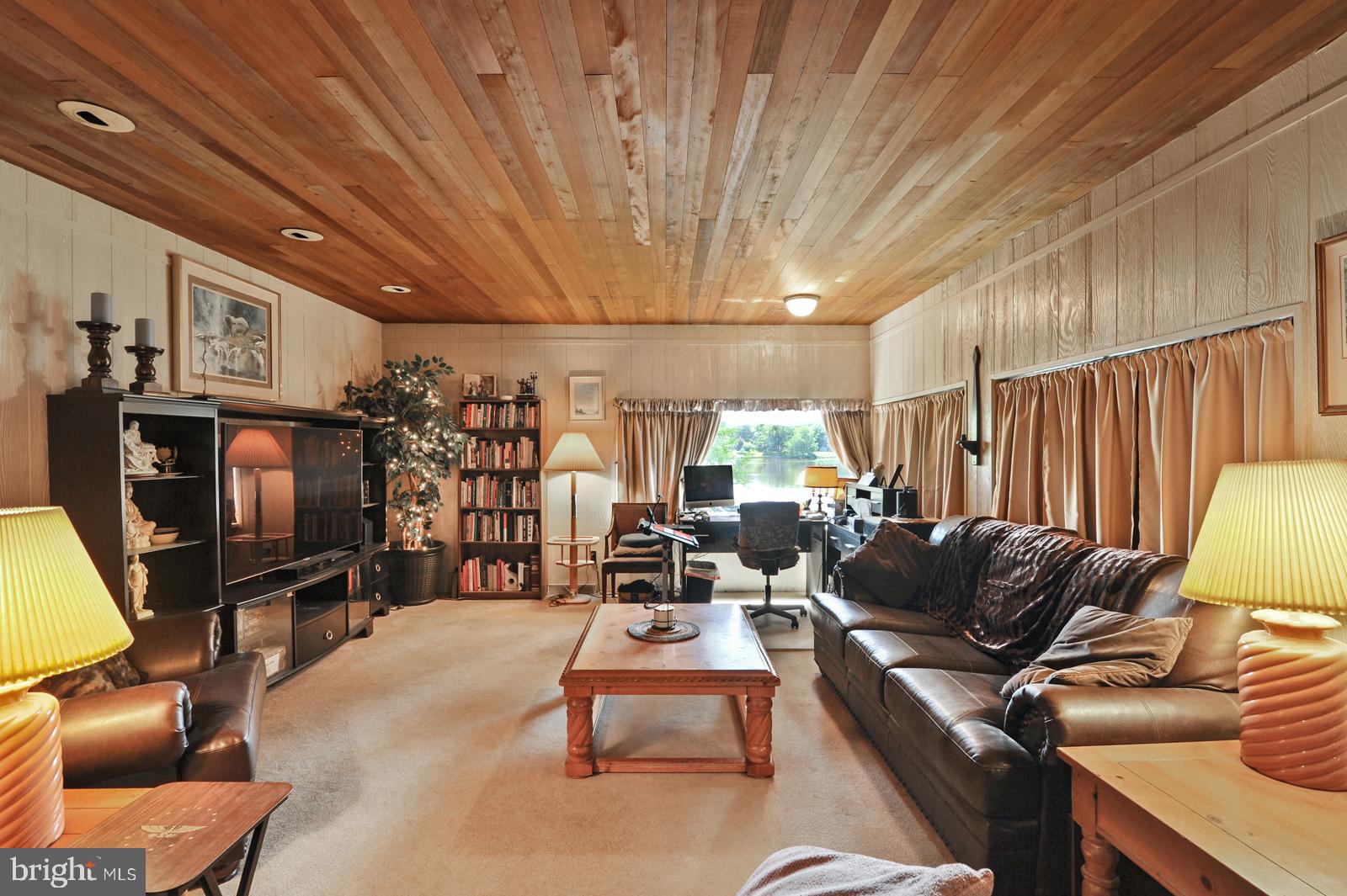 NORTH SHORES - Residential