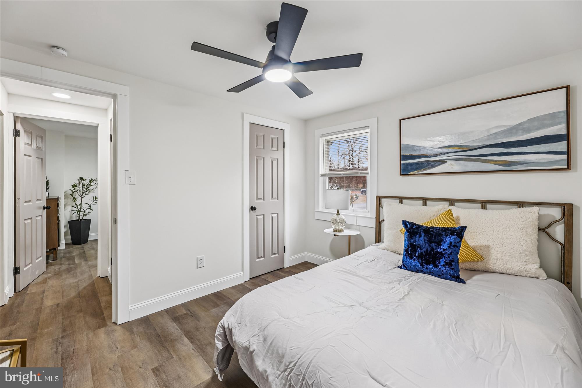 DU MAR ESTATES - Residential