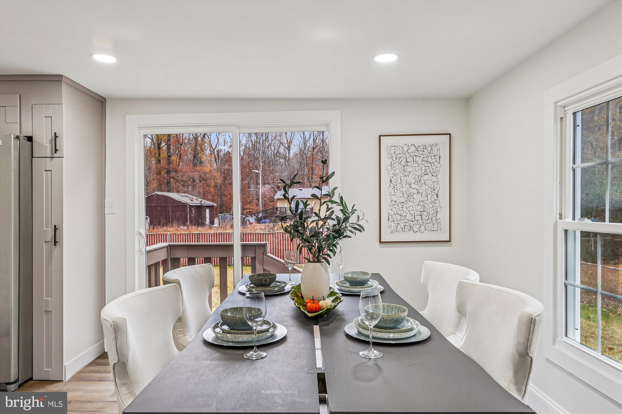 DU MAR ESTATES - Residential