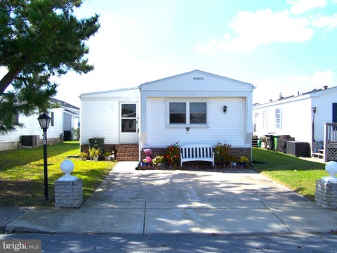 Mobile Home For Sale - 203 Clam Shell Road<br/> Worcester County, OCEAN CITY, MD 21842