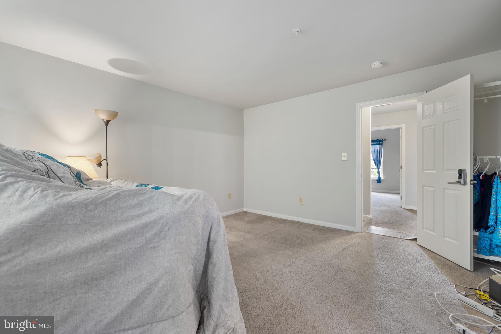 MOUNTAIN VILLAGE - Residential