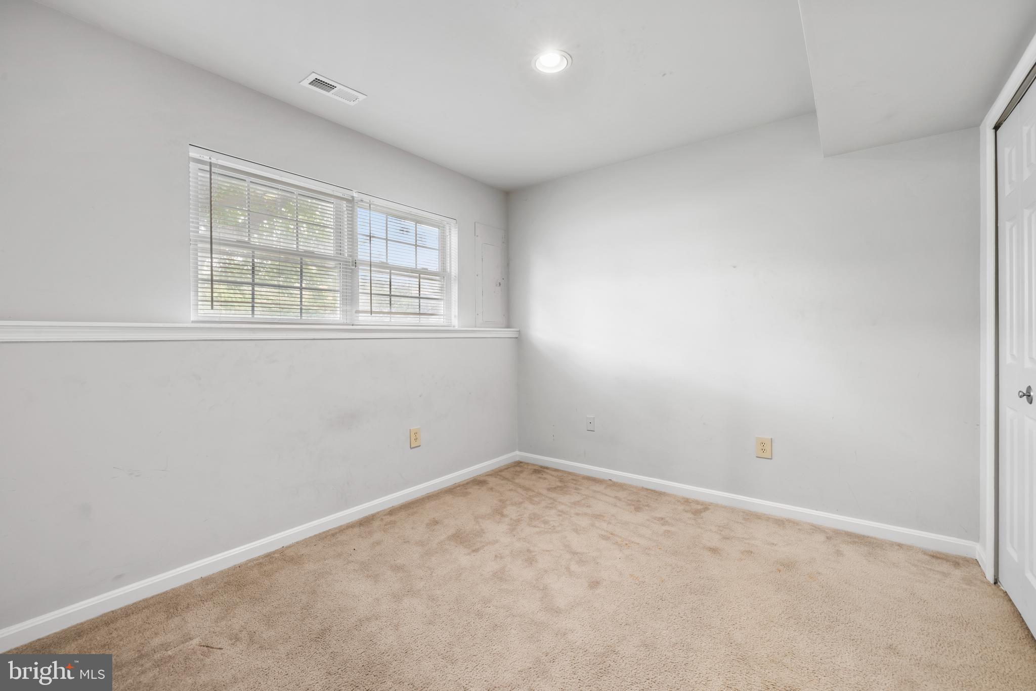 MOUNTAIN VILLAGE - Residential