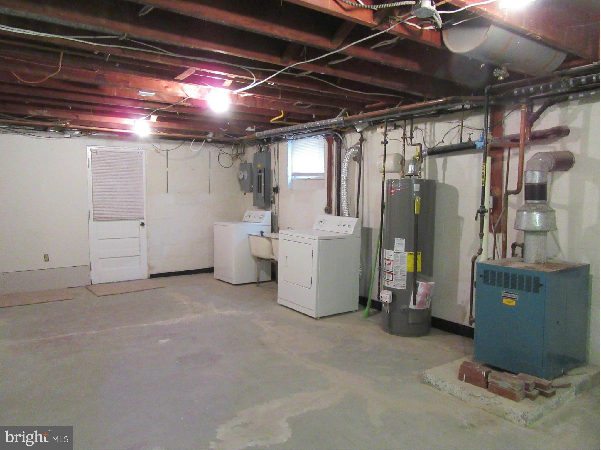 FAIRLAWN - Residential