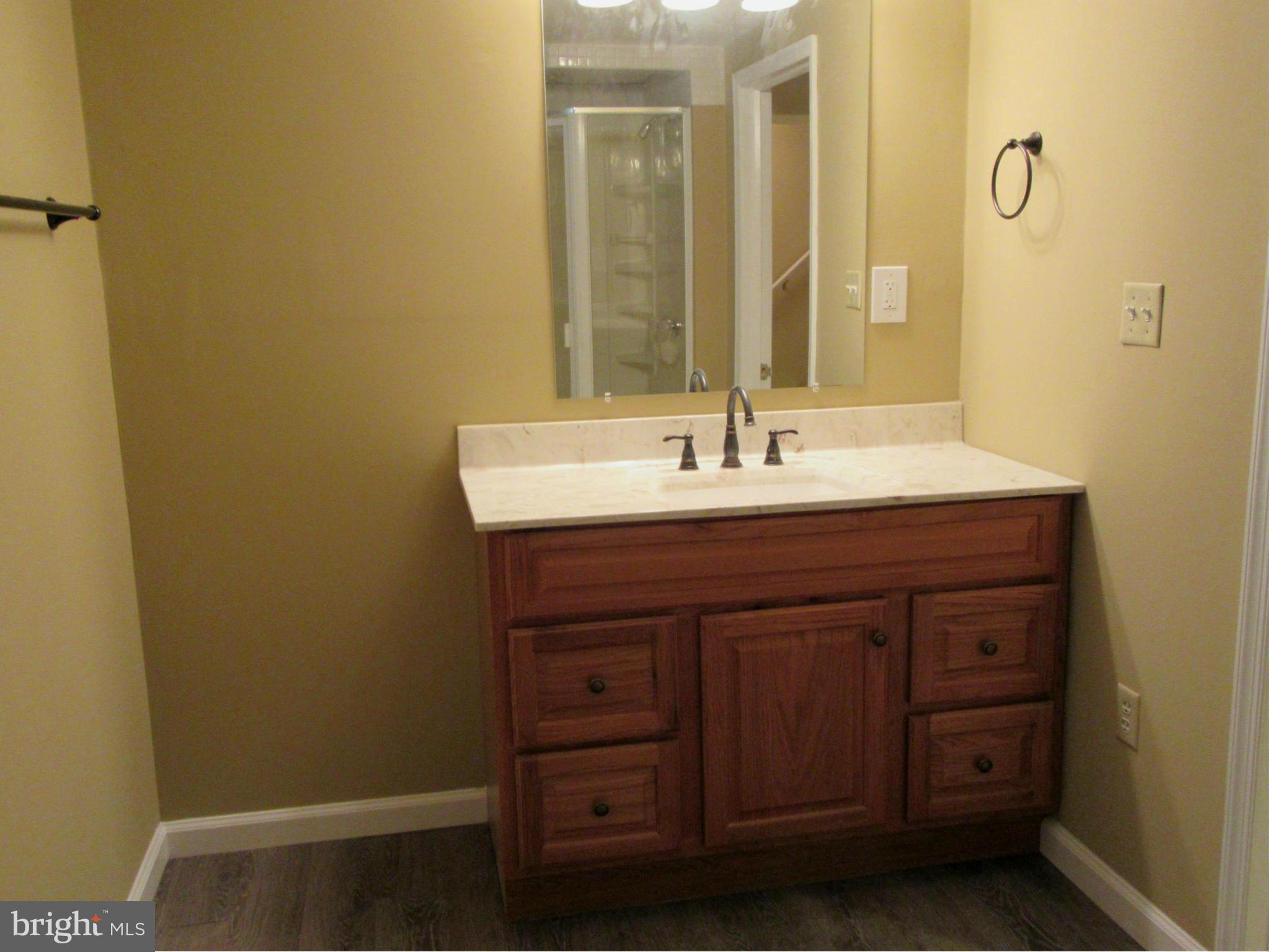 FAIRLAWN - Residential